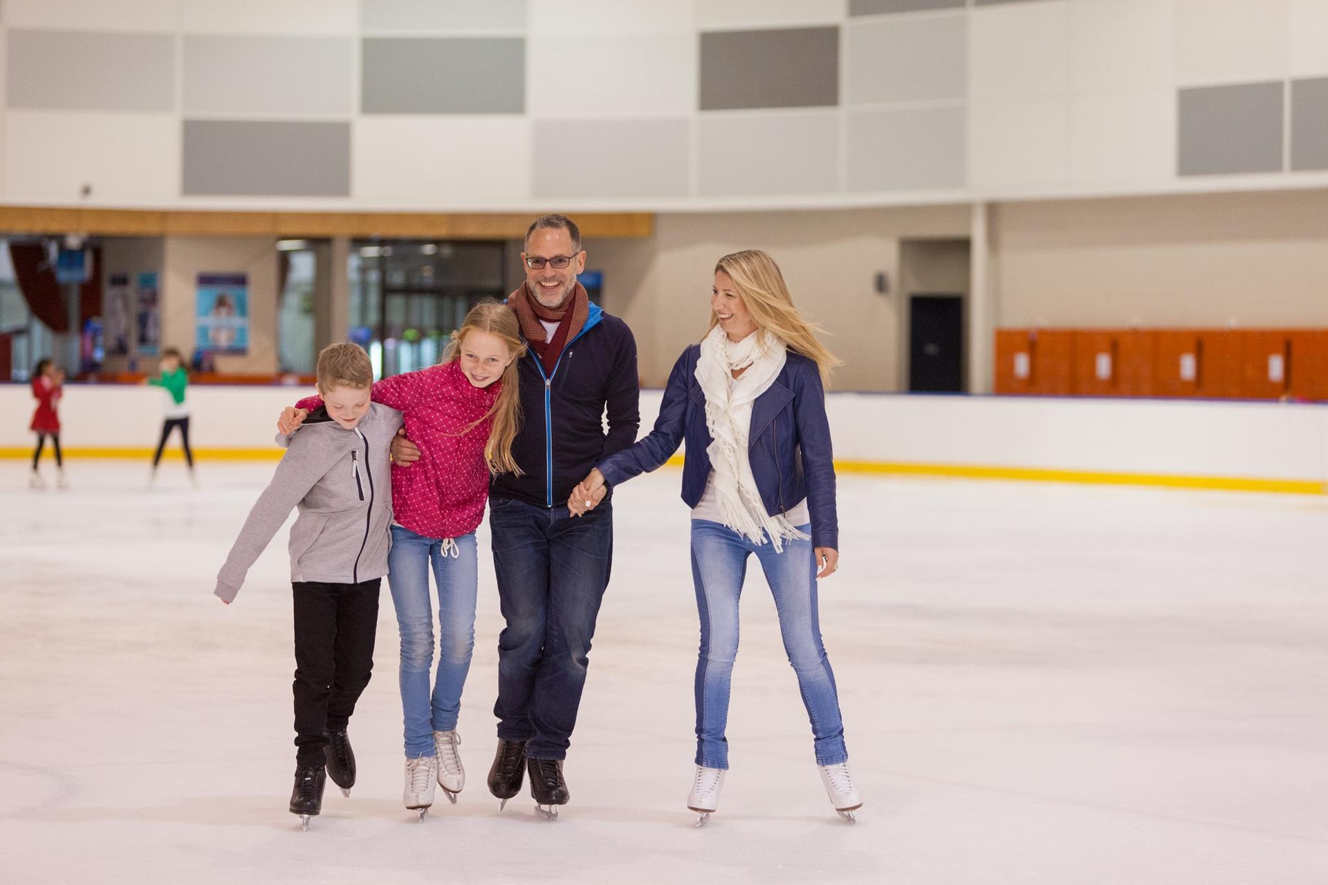Ice Skating Experience at O'Brien Icehouse Melbourne - Thumbnail 4