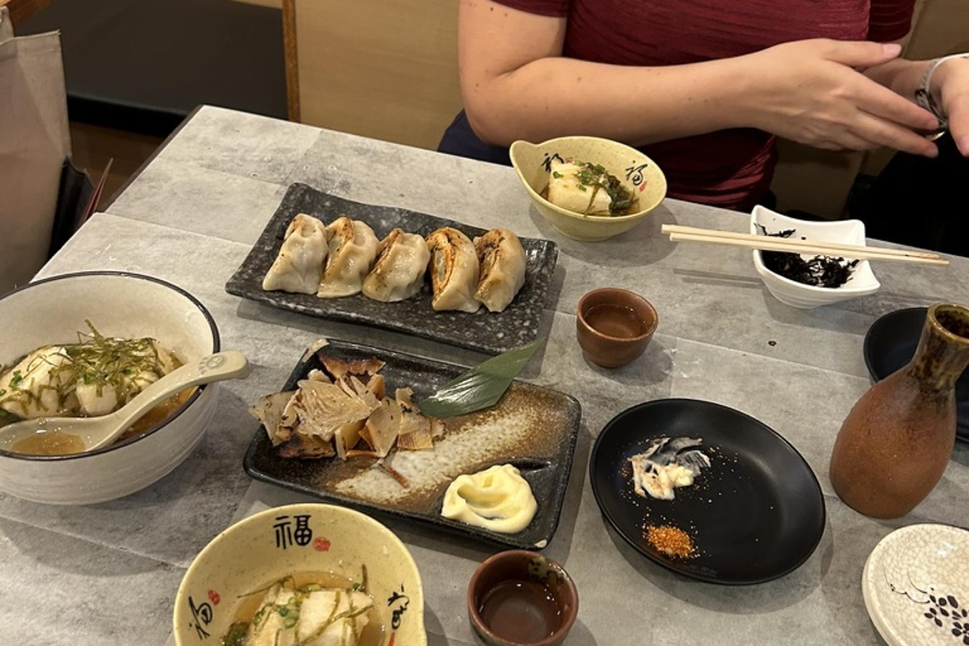 Asakusa Hidden Izakaya Bar Hopping Experience in Tokyo - Thumbnail 4