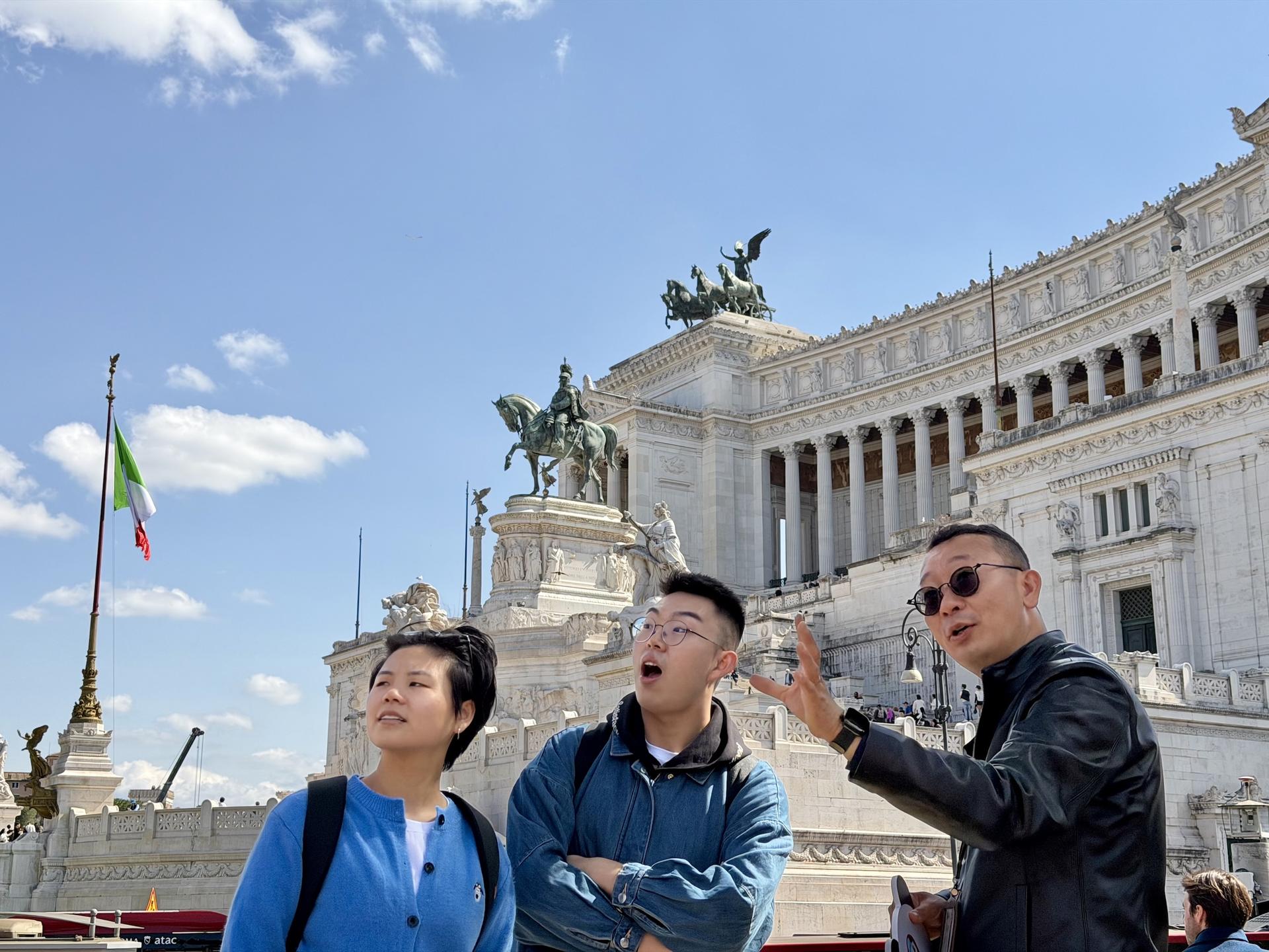 City Walk and Pantheon Tour in Rome - Thumbnail 9