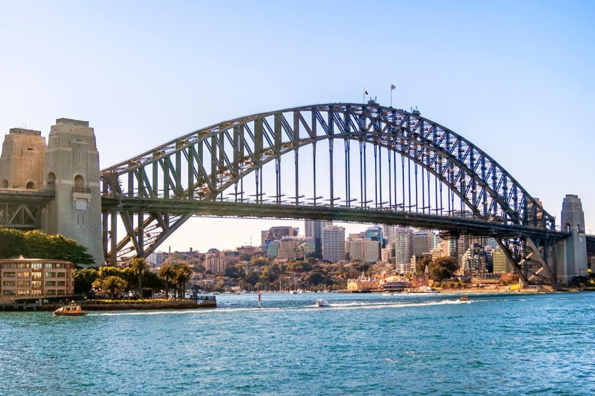 Sydney Half-Day Private City Highlights Tour - Thumbnail 3