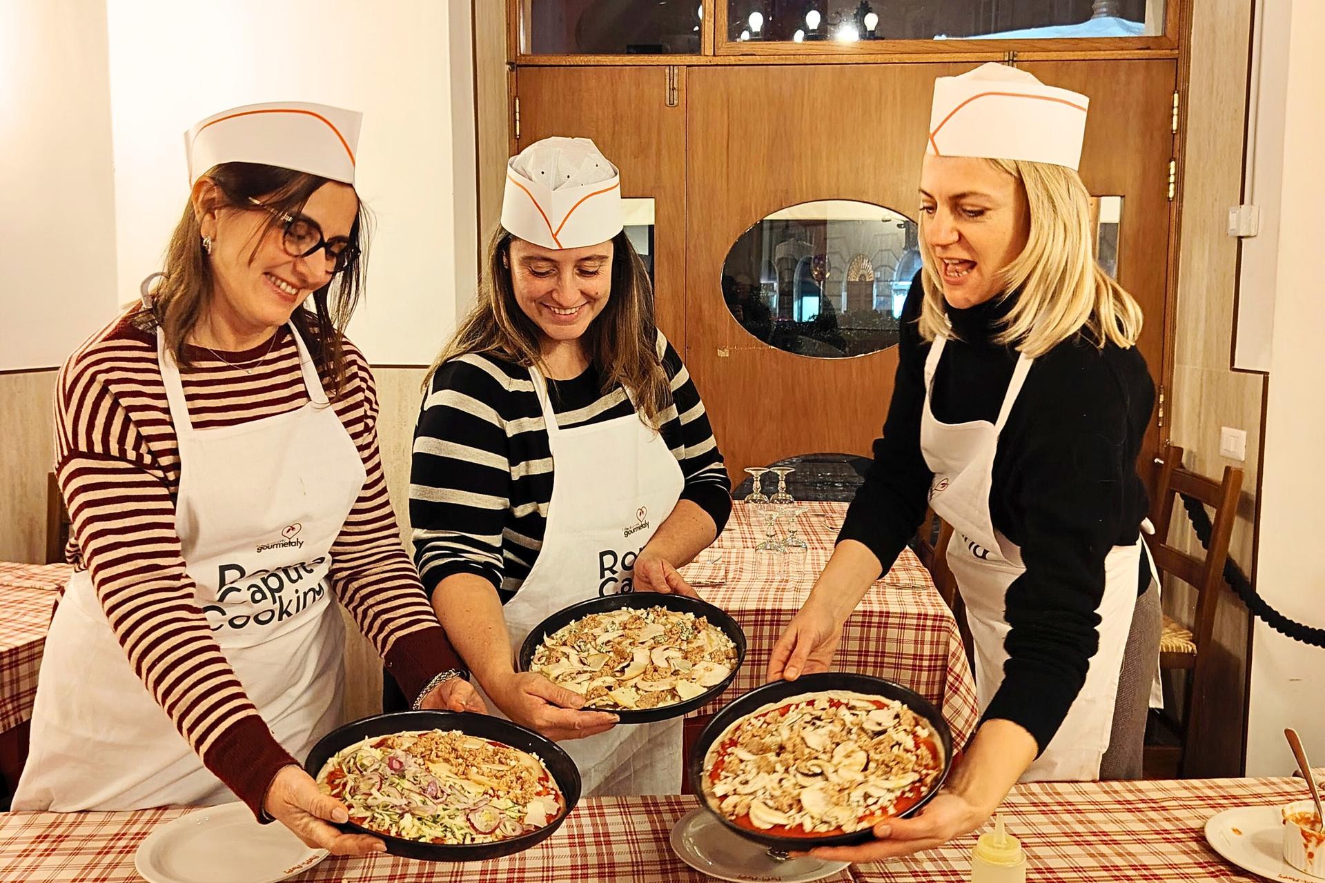 Authentic Roman Pizza Class in Trastevere with walking gelato tour - Thumbnail 9