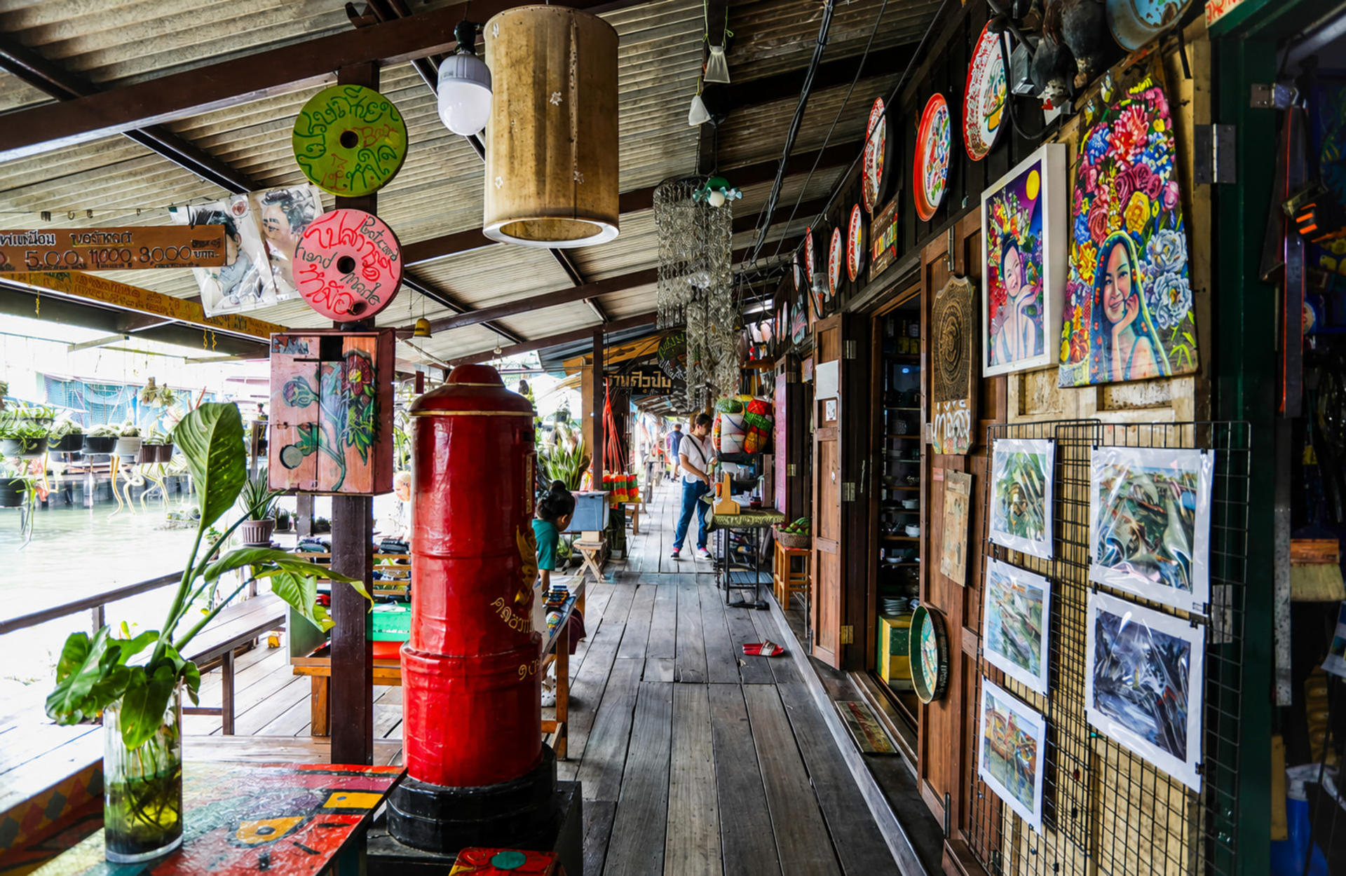 Private Local Big Buddha Canal Boat Tour in Bangkok - Thumbnail 16