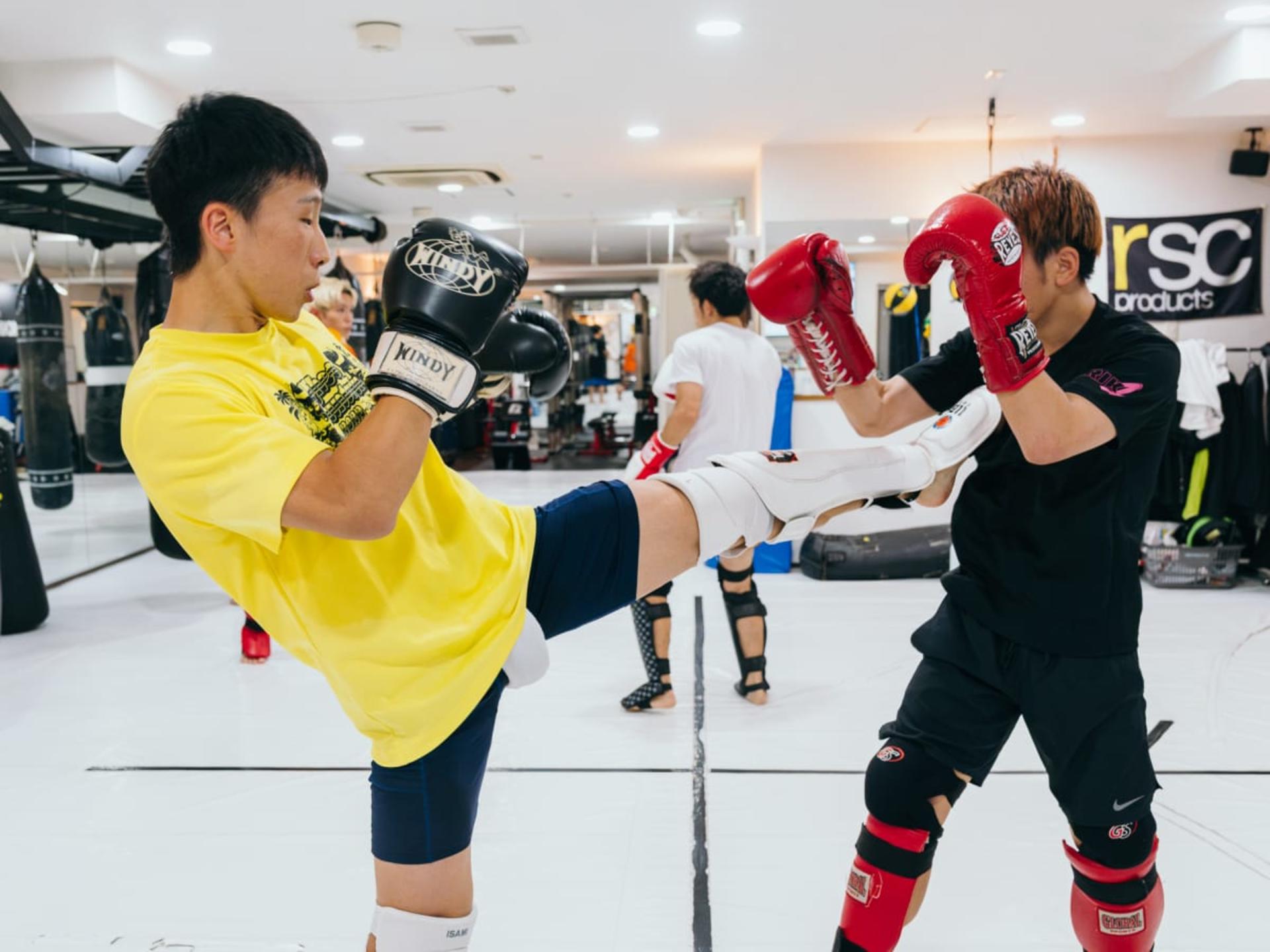 [Experience Tours Osaka]: Kickboxing with Pro Fighters - Thumbnail 29
