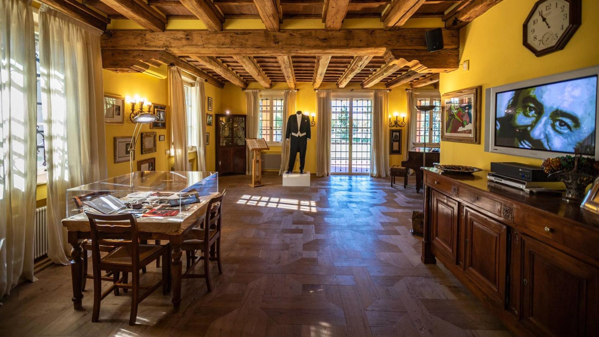 Casa Museo Luciano Pavarotti ticket in Modena - Thumbnail 5