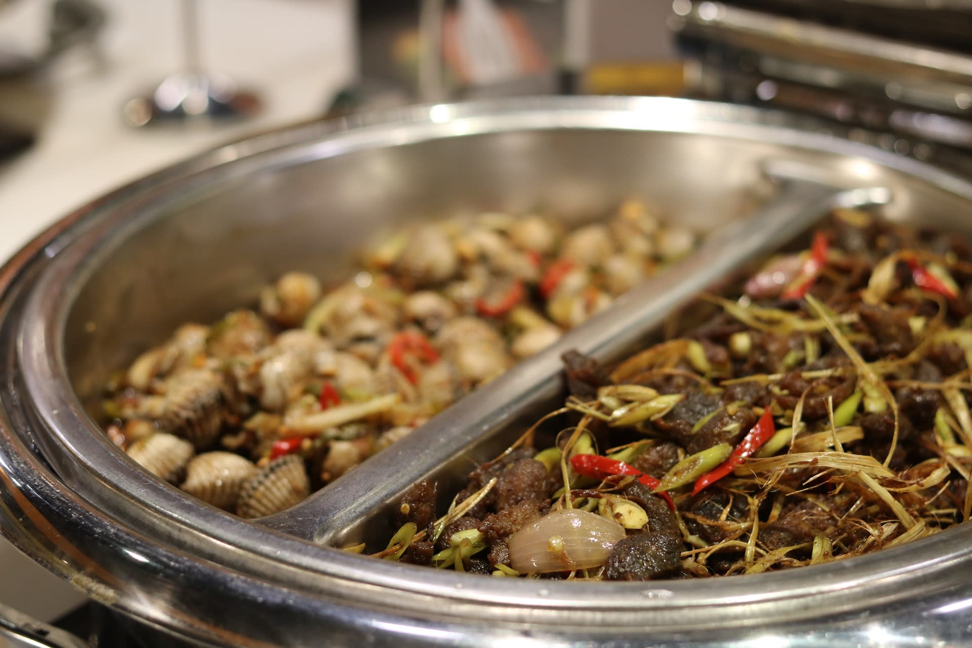 Seafood Weekend Buffet Dinner at Novotel Living Saigon South - Thumbnail 8