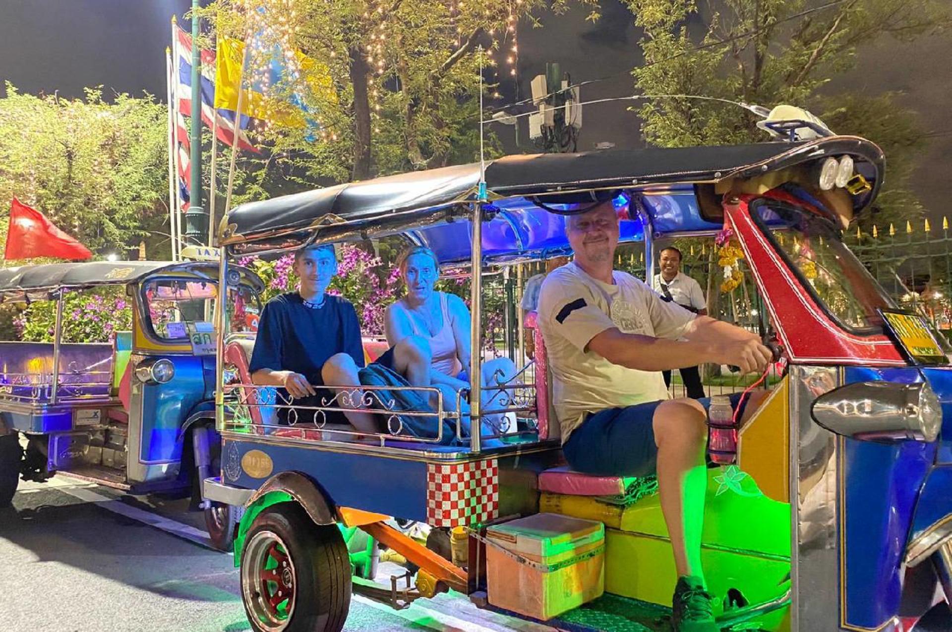 Bangkok Night Tour: Food, Temple & Tuk-Tuk - Image 1