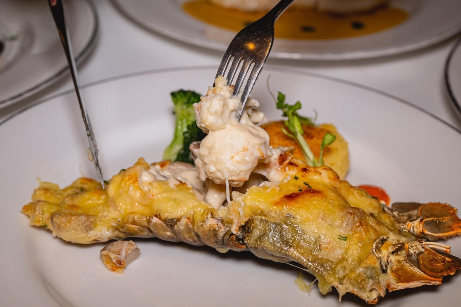 Lyon French Cuisine in Ploenchit Bangkok - Thumbnail 7