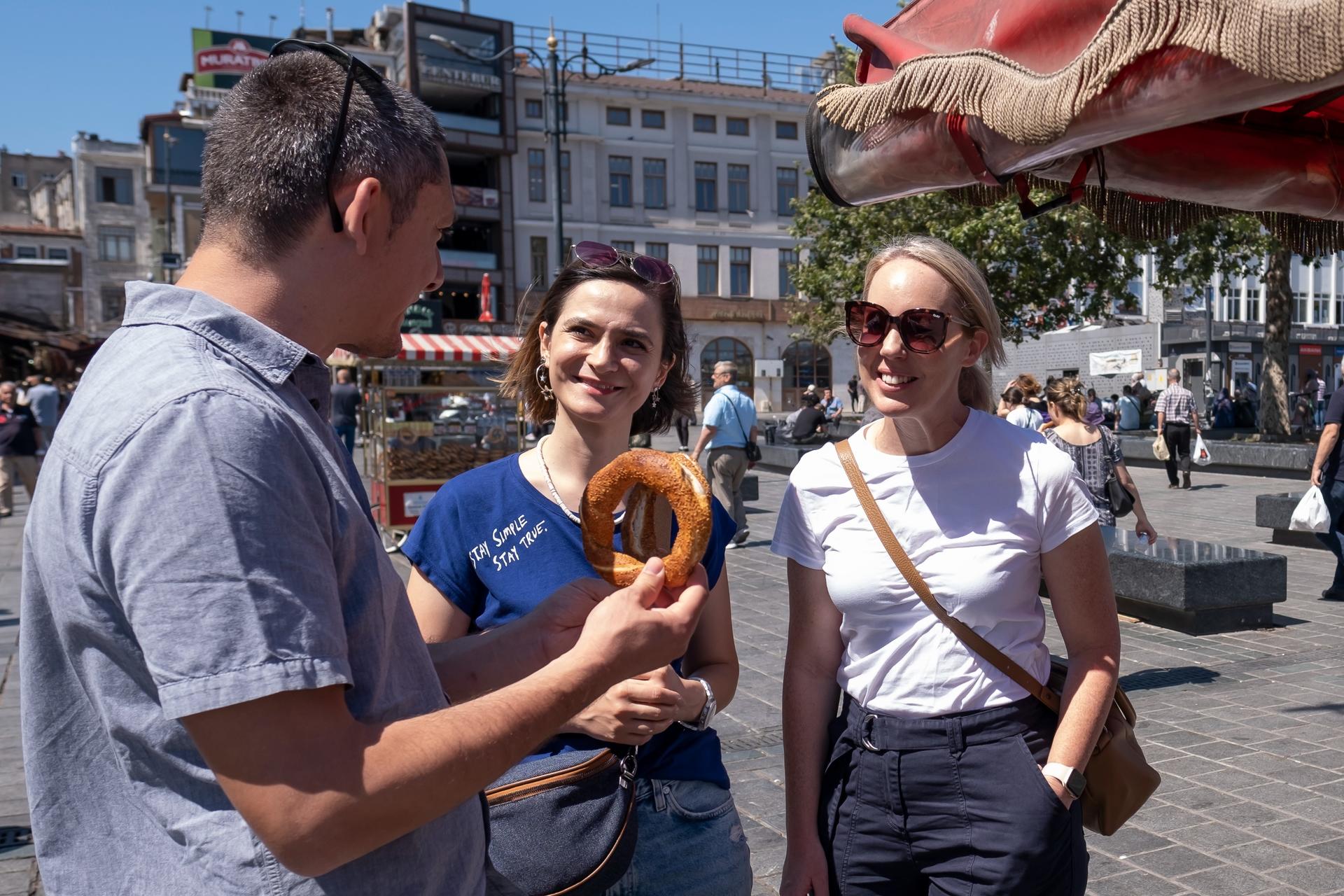 Istanbul: Guided Food Tour with 20+ Tastings on 2 Continents - Thumbnail 12