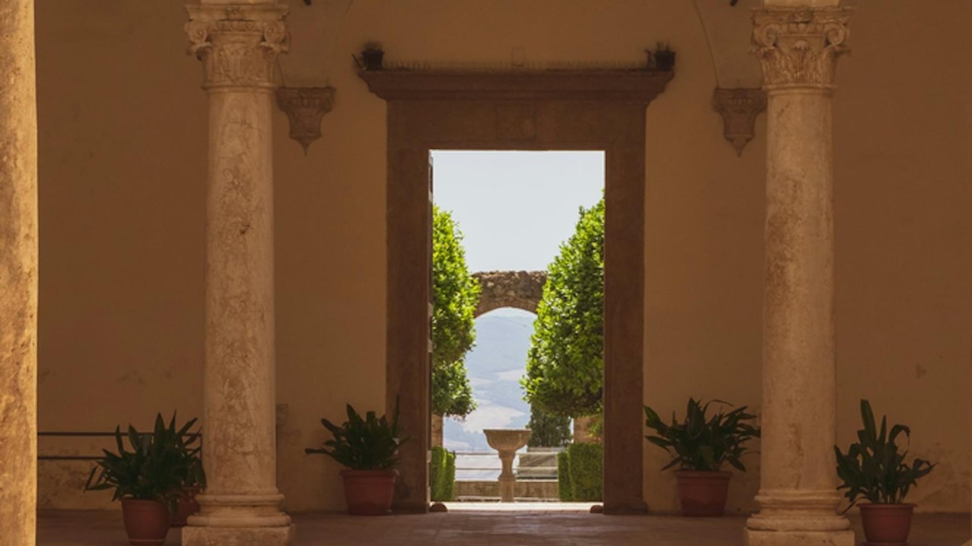 Palazzo Piccolomini ticket in Pienza with optional Pienza City of Light Pass - Thumbnail 6