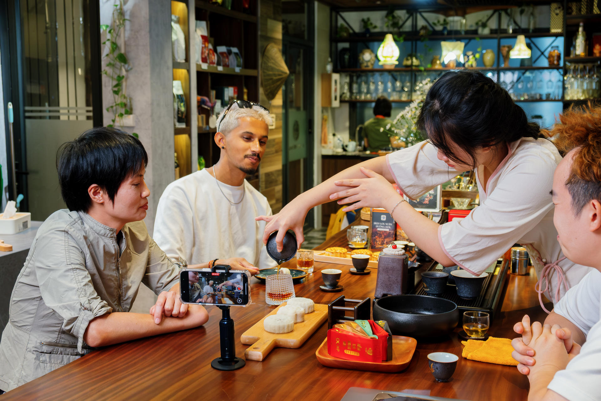 Mooncake Baking Experience with Vietnamese Tea Tasting in Hanoi - Thumbnail 44