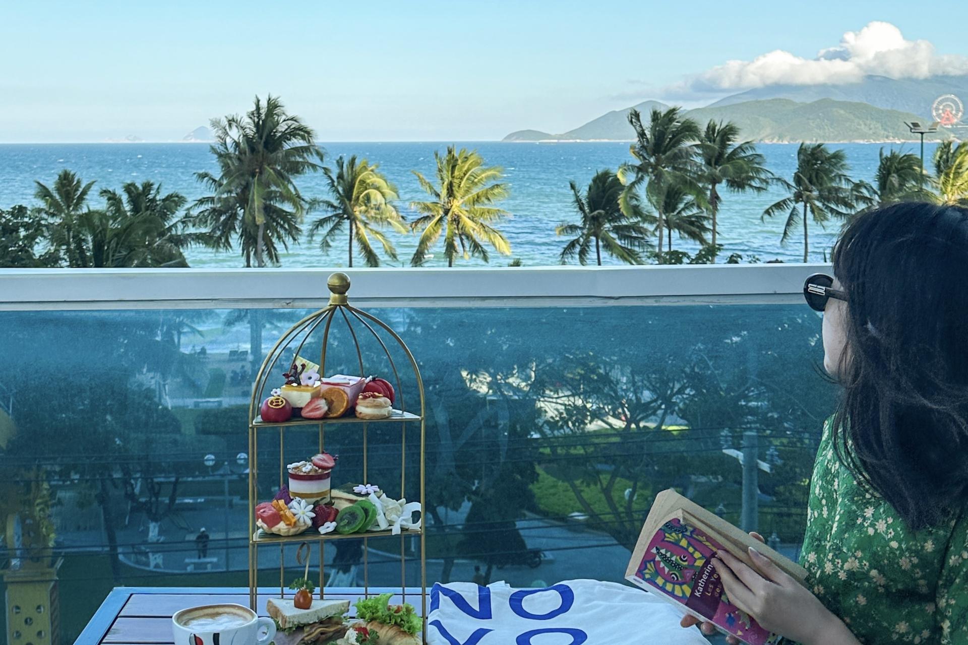 Classic Afternoon High Tea At Novotel Nha Trang - Thumbnail 4