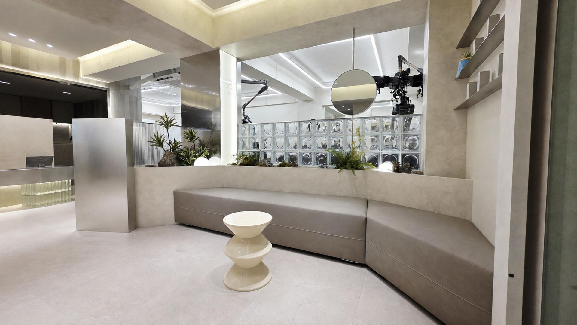 The Boutique Seongsu: Premium K-Beauty Hair Care & Styling - Image 1
