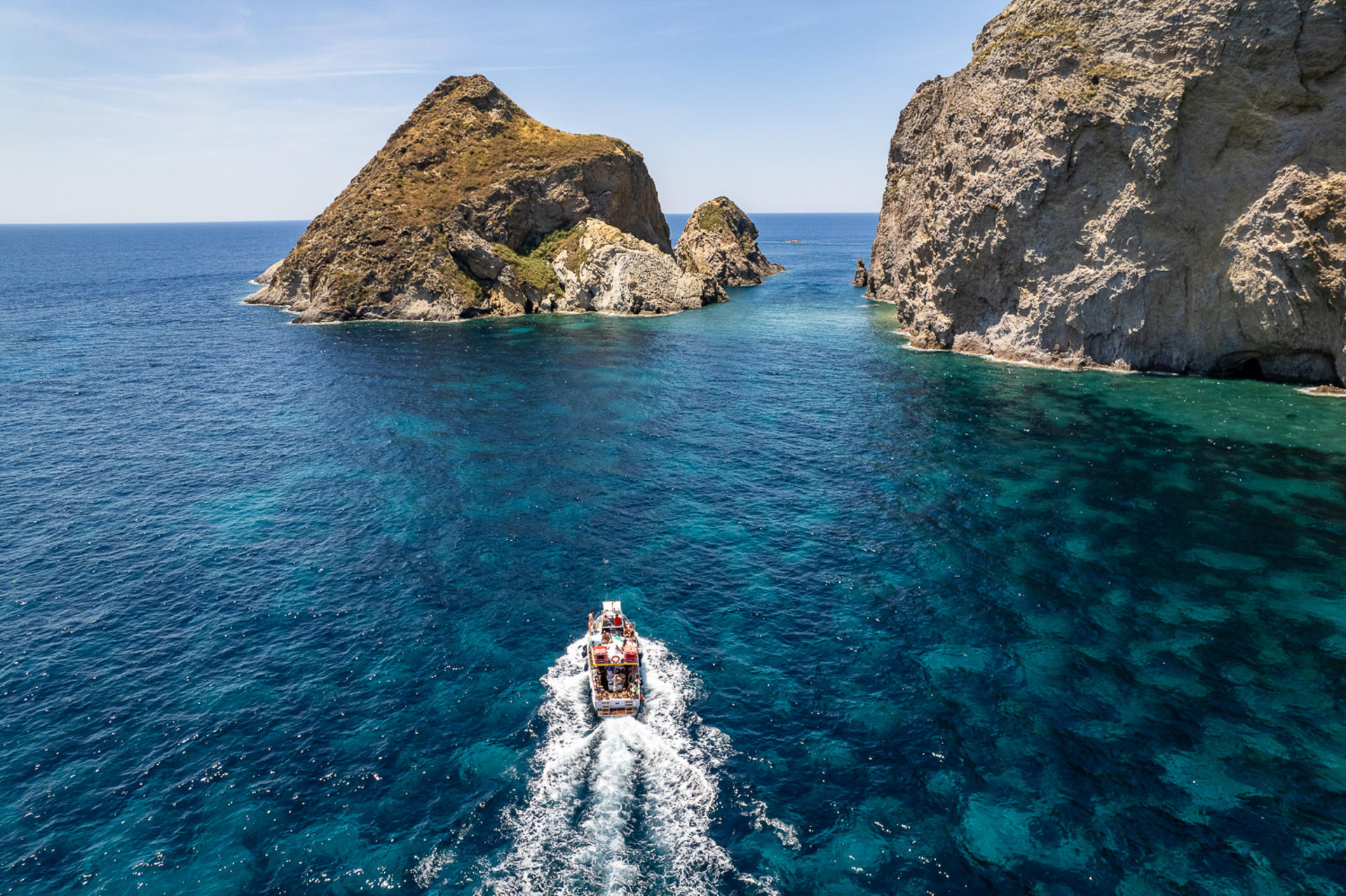 Ponza Island Boat Trip with Swimming and Lunch on Board - Thumbnail 14
