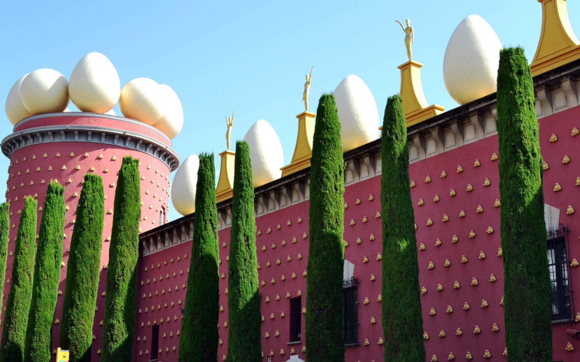 Barcelona Girona & Figueres Full-Day Guided Tour - Thumbnail 10