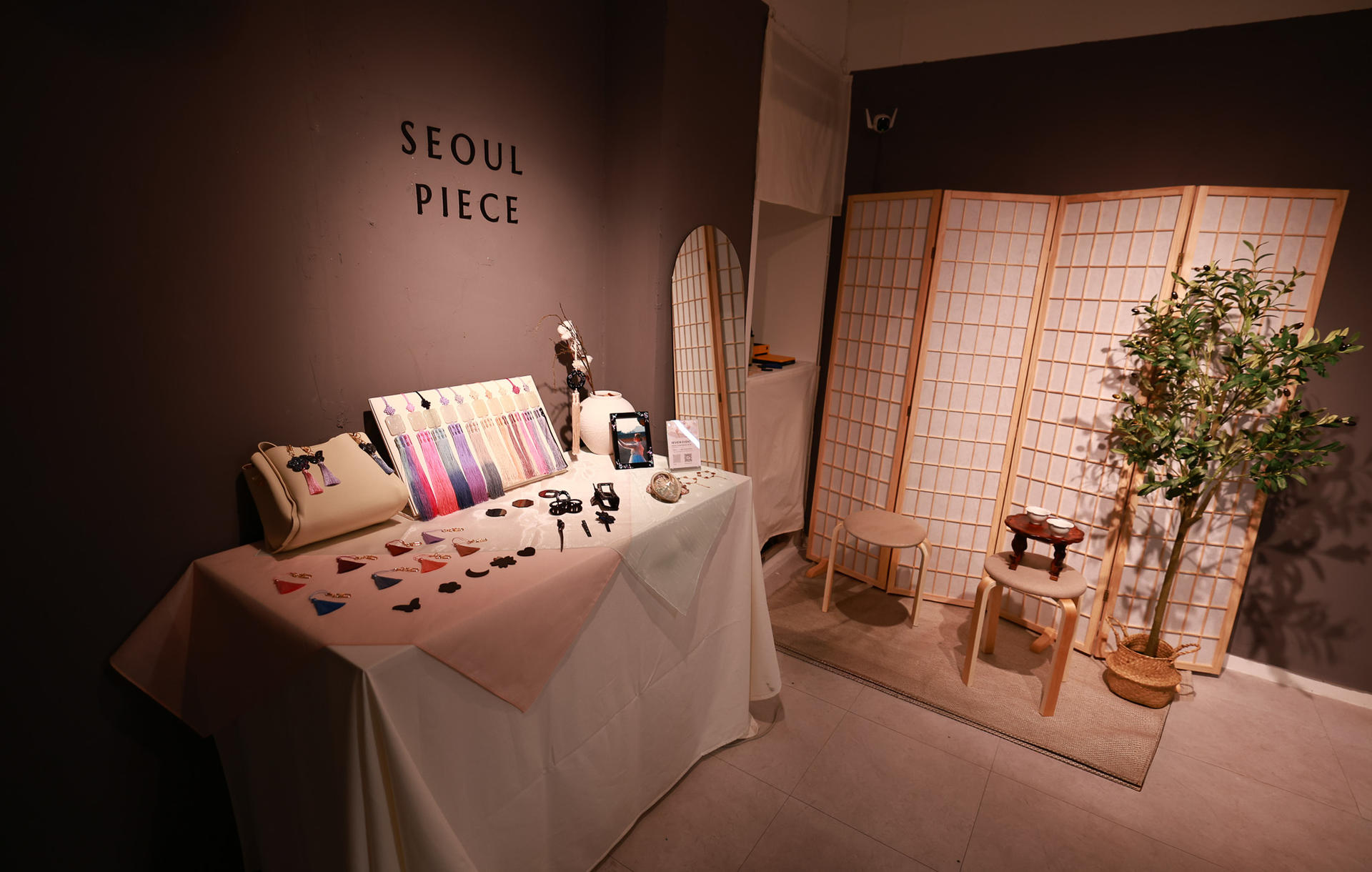 Seoul: Traditional Mother-of-Pearl Craft Workshop in Myeongdong - Thumbnail 25