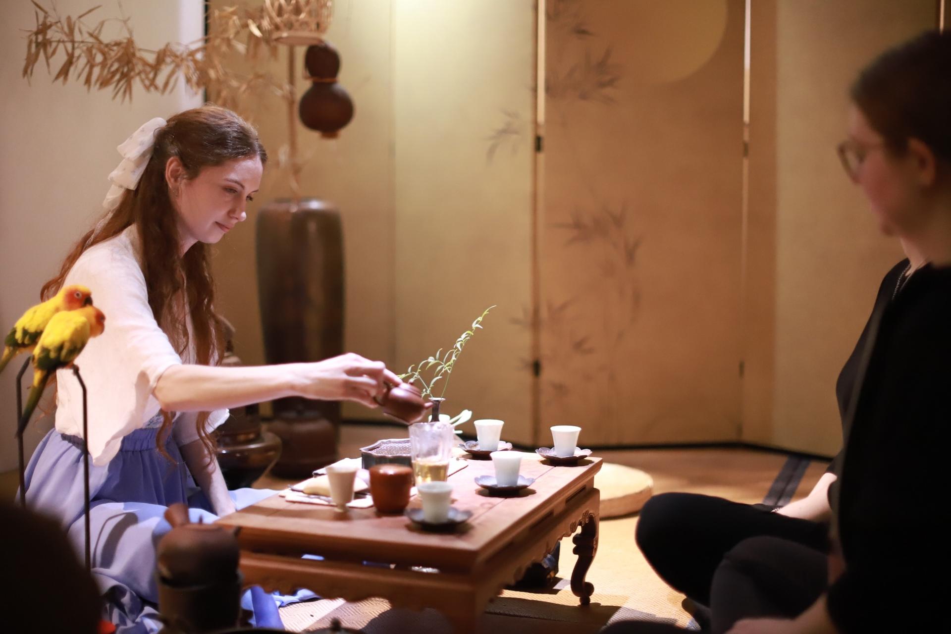 Chinese Tea Ceremony Experience -- Discover Ming & Qing Dynasty Tea  - Thumbnail 4