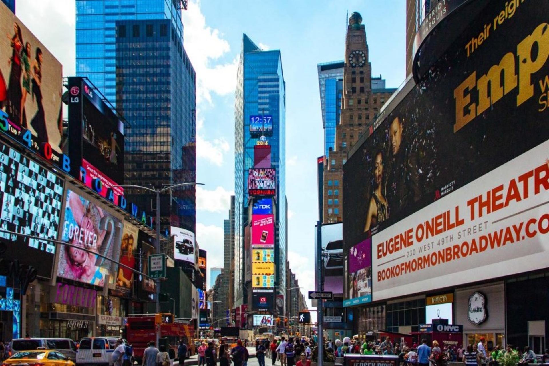 New York Day Walking Tour with Optional One World Observatory Ticket - Thumbnail 5