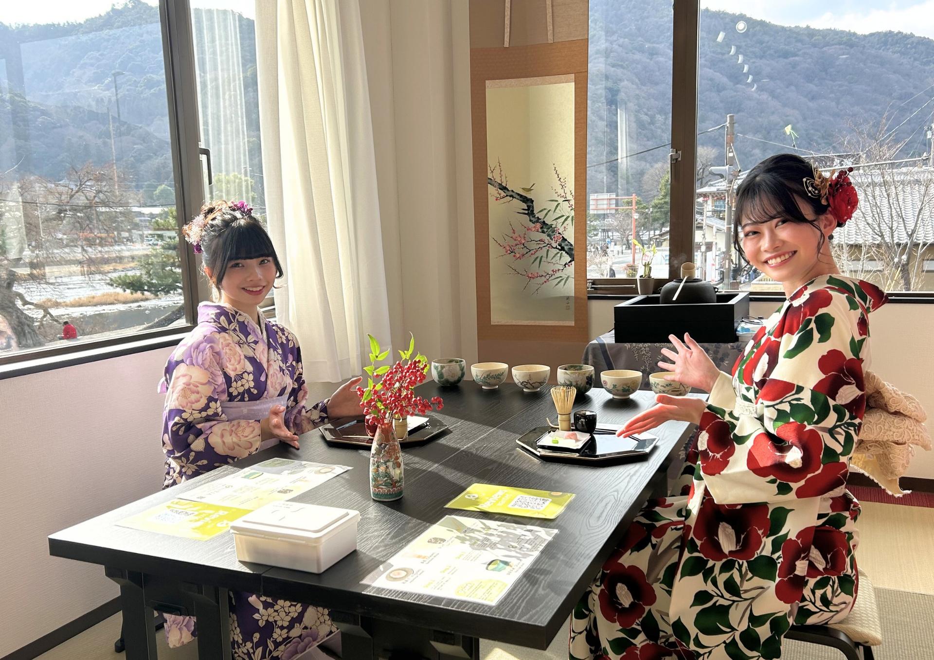 Kyoto Tea Ceremony & Matcha Making / TIA Arashiyama Shop - Thumbnail 9