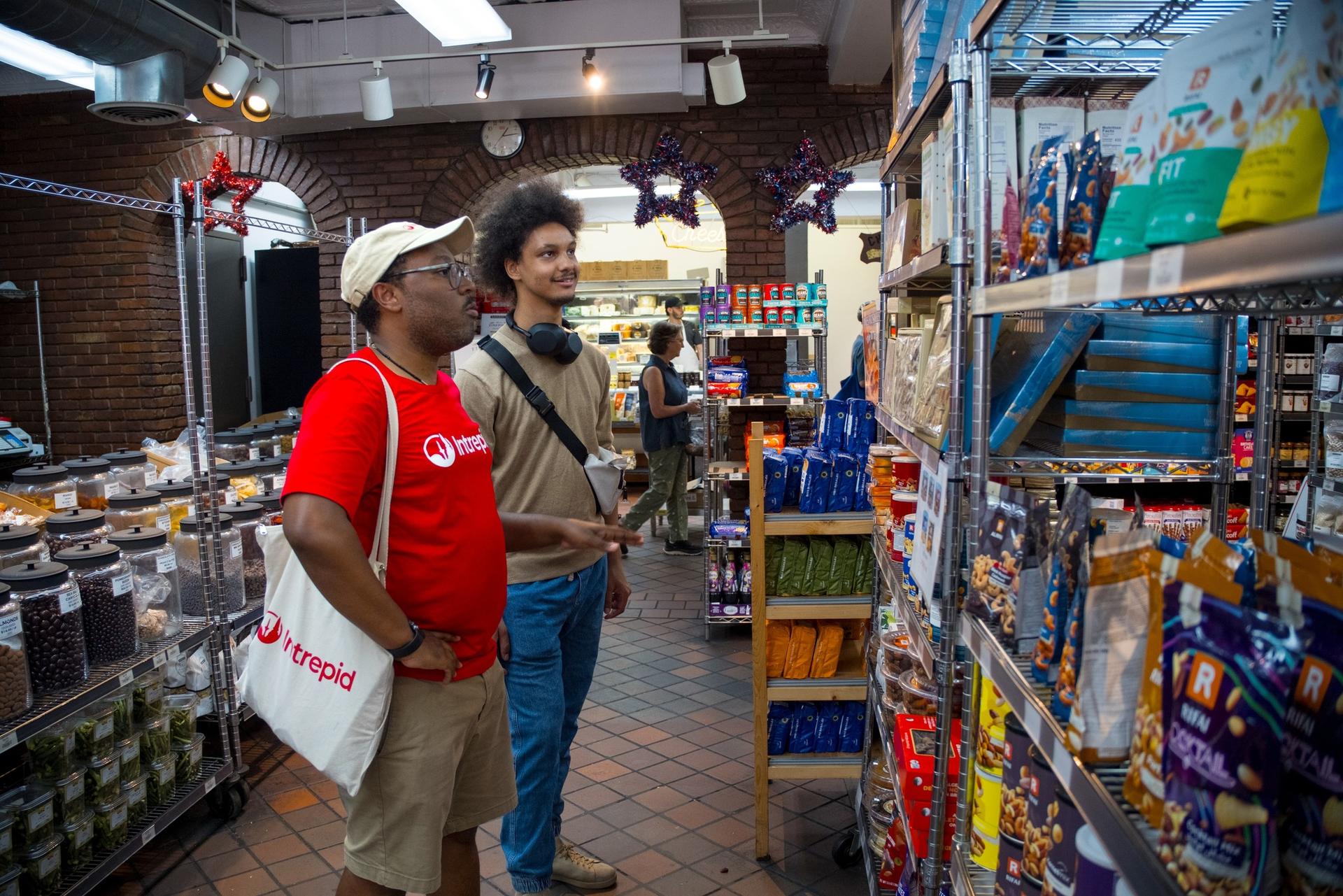 Brooklyn Neighbourhood Eats Walking Food Tour - Thumbnail 5