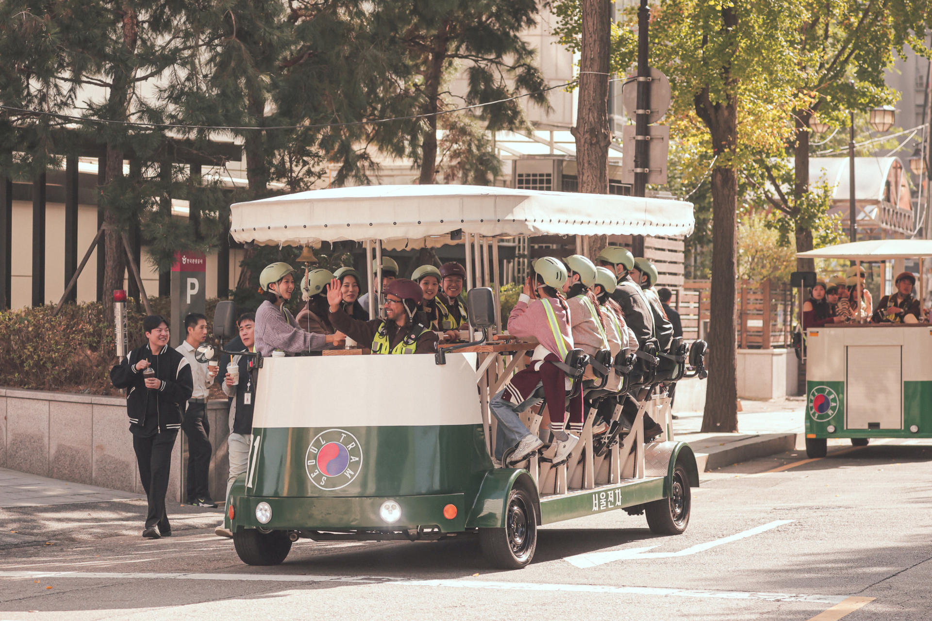 Seoul Half-Day Interactive Tram Tour - Image 1
