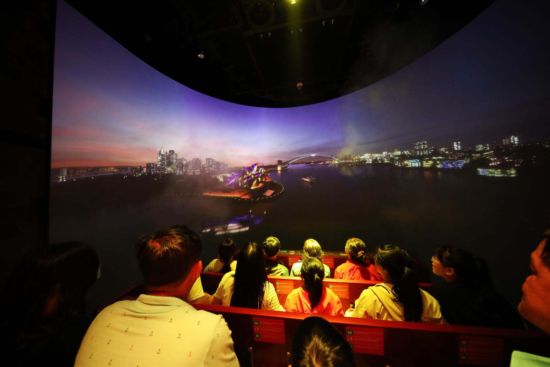 Custom Private Tour: Ba Na Hills with Multi-langague Speaking Driver - Thumbnail 24