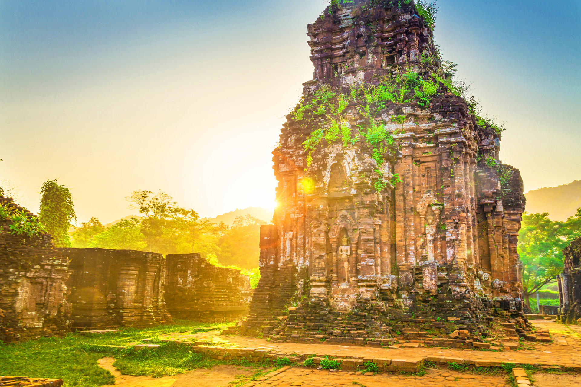 My Son Sanctuary Day Tour from Hoi An  - Thumbnail 5