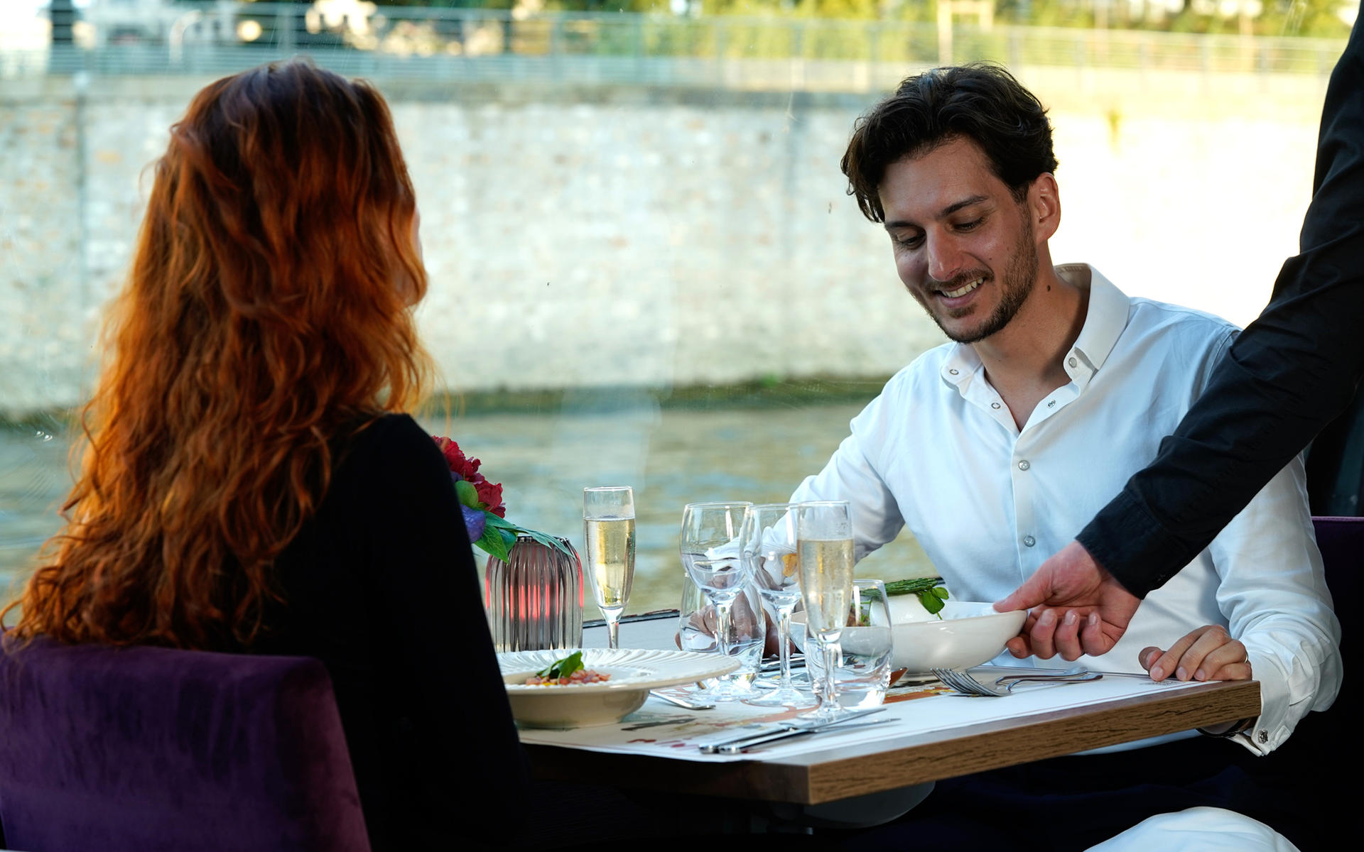 Seine River Lunch Cruise with Eiffel Tower Reserved Access - Thumbnail 6