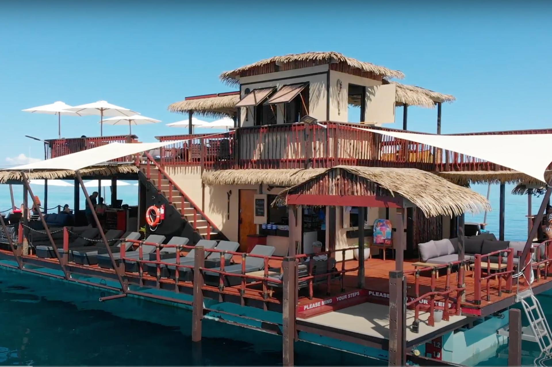 Seventh Heaven Fiji Experience on a Floating Platform - Thumbnail 7