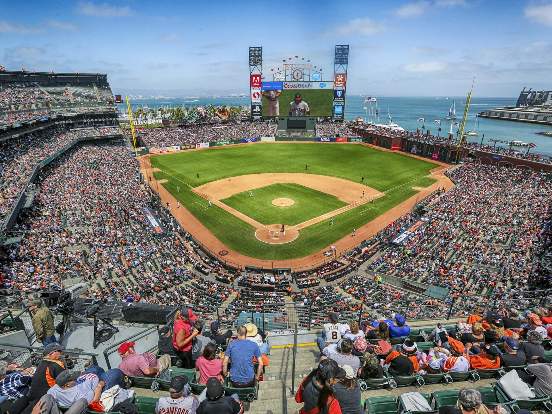 San Francisco Giants Baseball Game at Oracle Park - Thumbnail 4