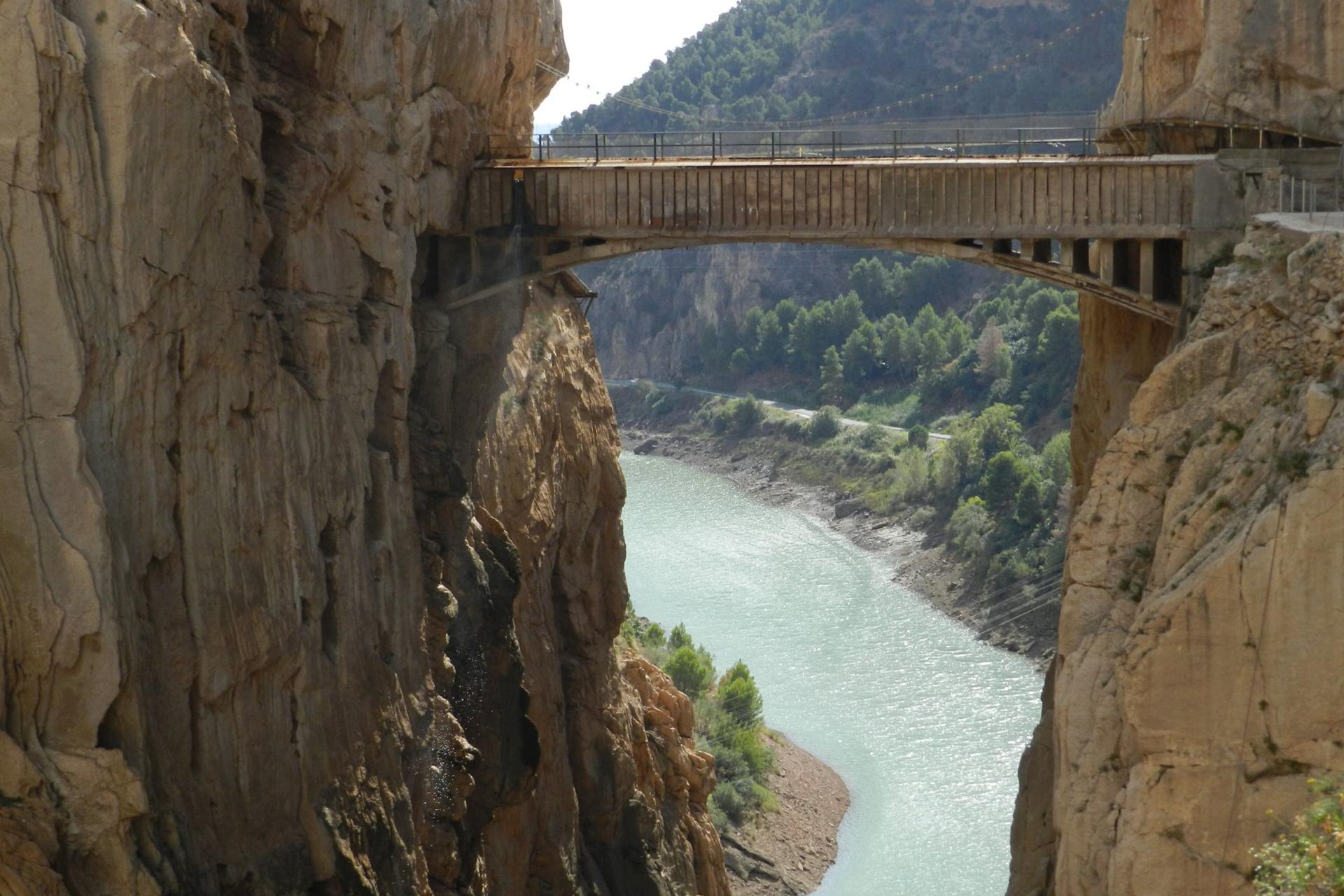 Caminito del Rey Trekking Tour in Malaga - Thumbnail 2