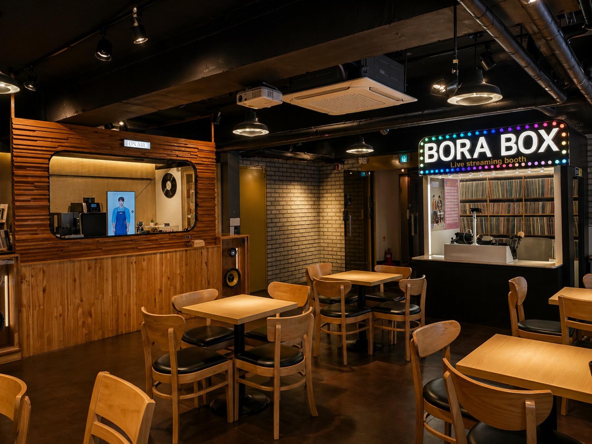 KPop Dream Record Cafe: Your Voice, Your Stage!  - Thumbnail 7