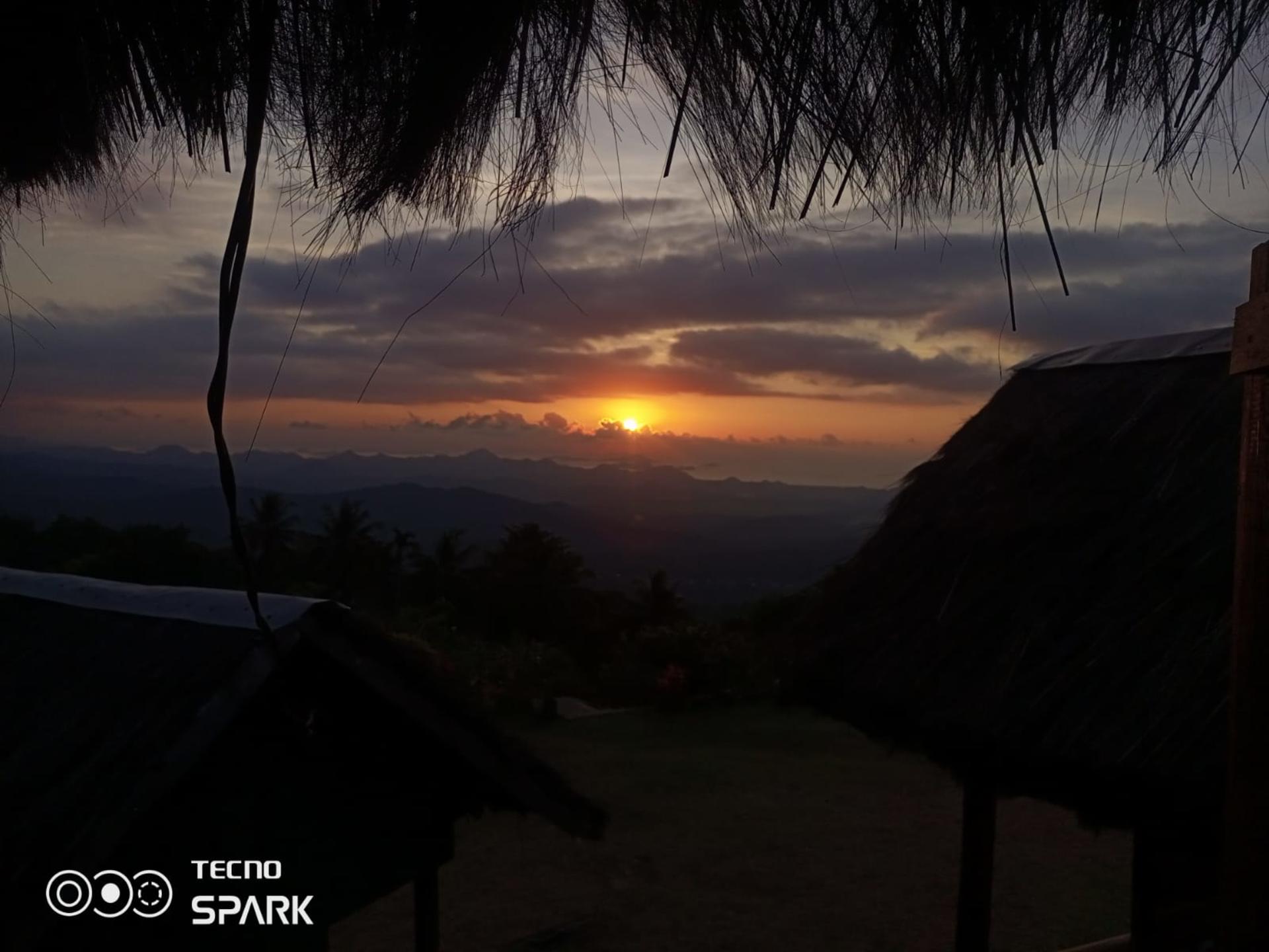 Kampung Melo And Batu Cermin Cave Day Tour in Labuan Bajo - Thumbnail 5