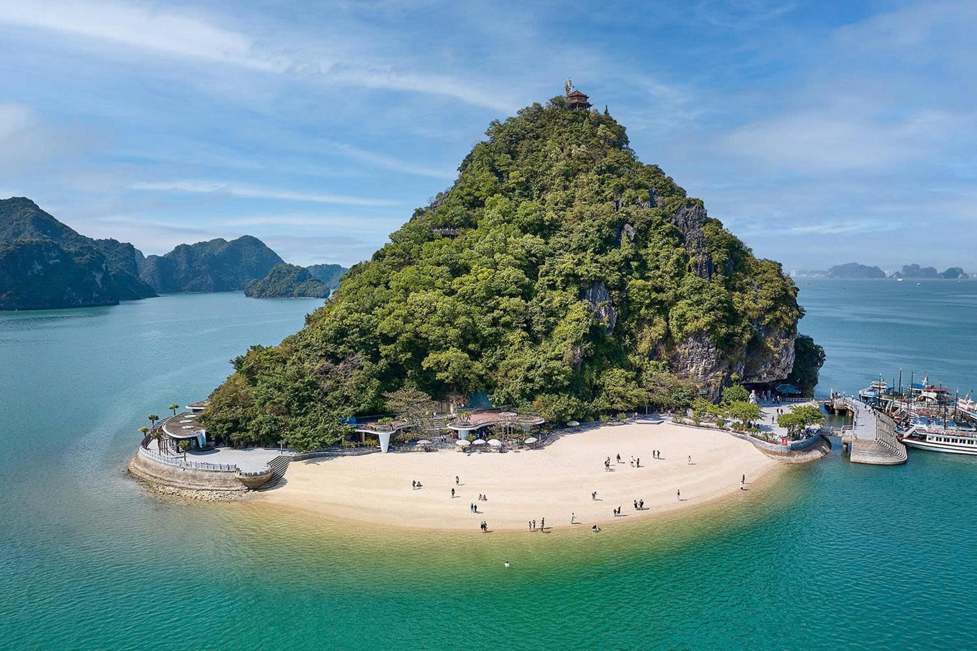 Cozy Indochine Day Cruise: Ha Long Bay, Sung Sot, Ti Top - Thumbnail 14