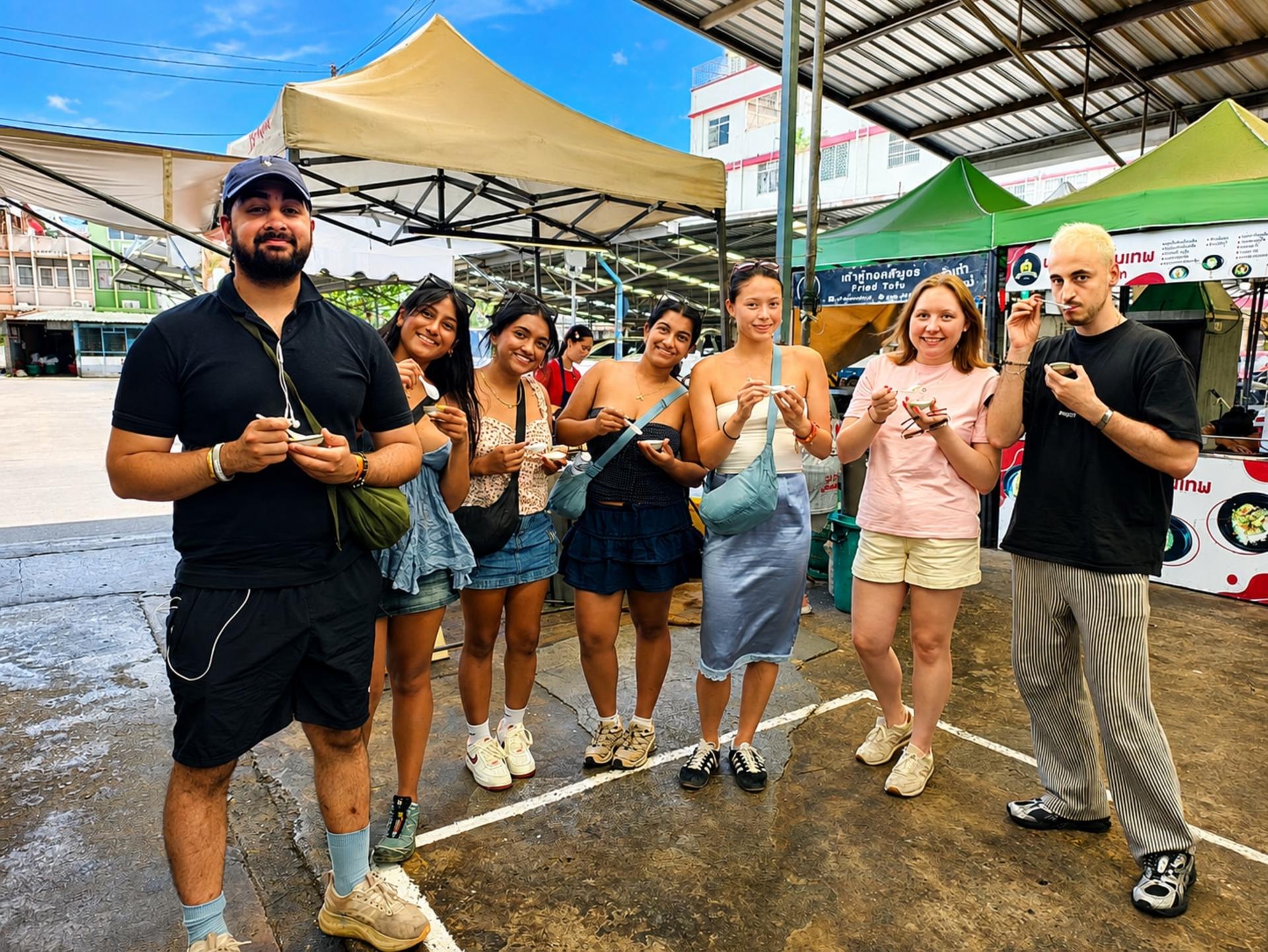[ENG/中文] Bangkok Cooking Class with Market Tour & Tuk Tuk Ride - Thumbnail 15