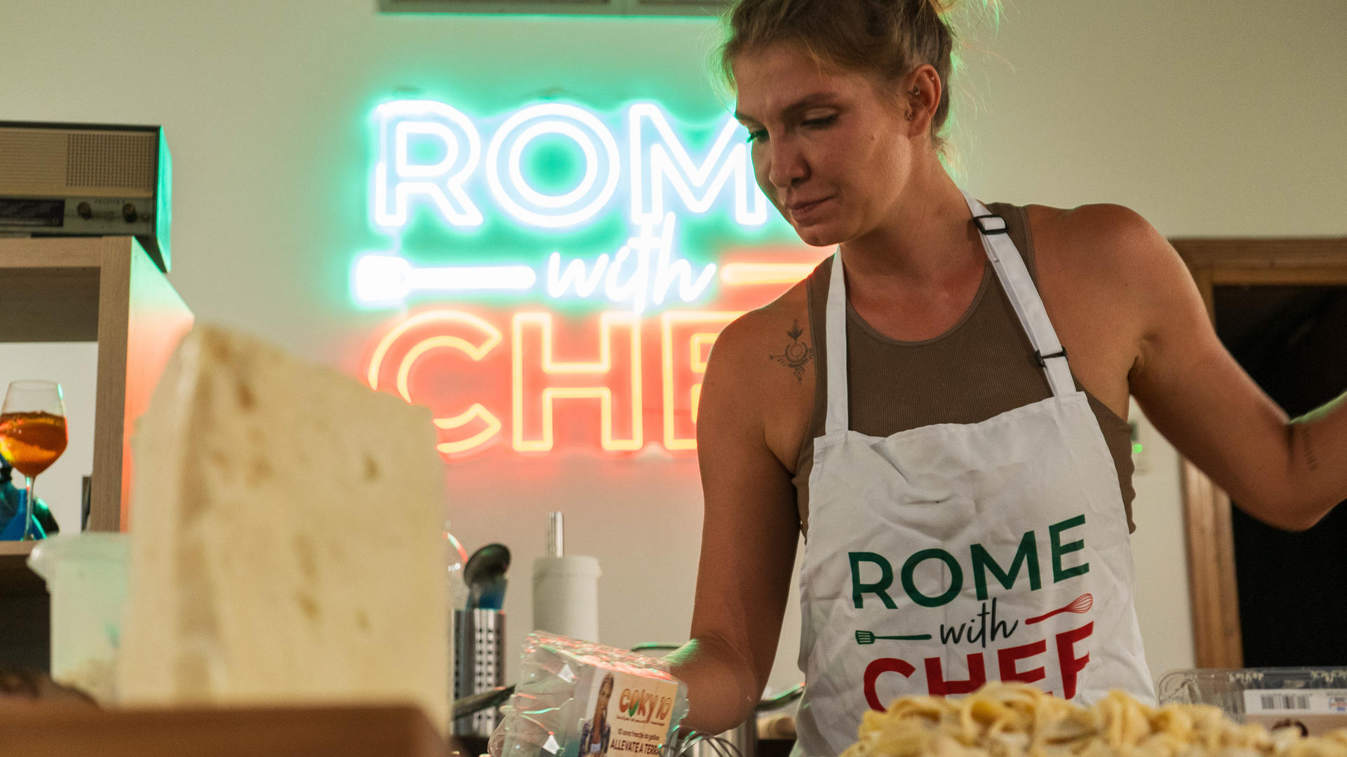 Rome Tipsy Cooking Class: Make Pasta & Mix 3 Spritz Cocktails - Thumbnail 13