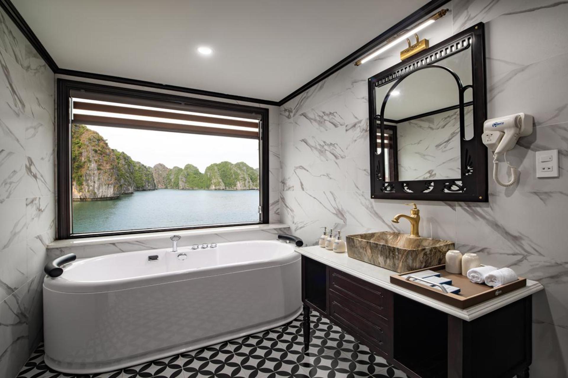 Aspira 3D2N Luxury Cruise: Ha Long Bay & Lan Ha Bay Tour - Thumbnail 4