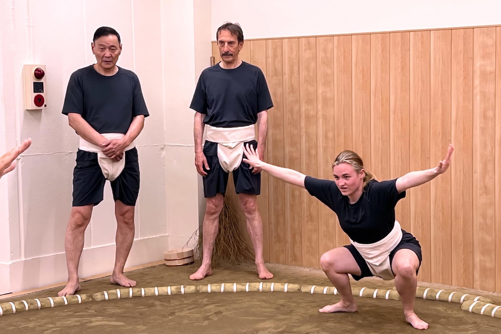 Authentic Sumo Show & Experience in a Local Tokyo Street - Thumbnail 2