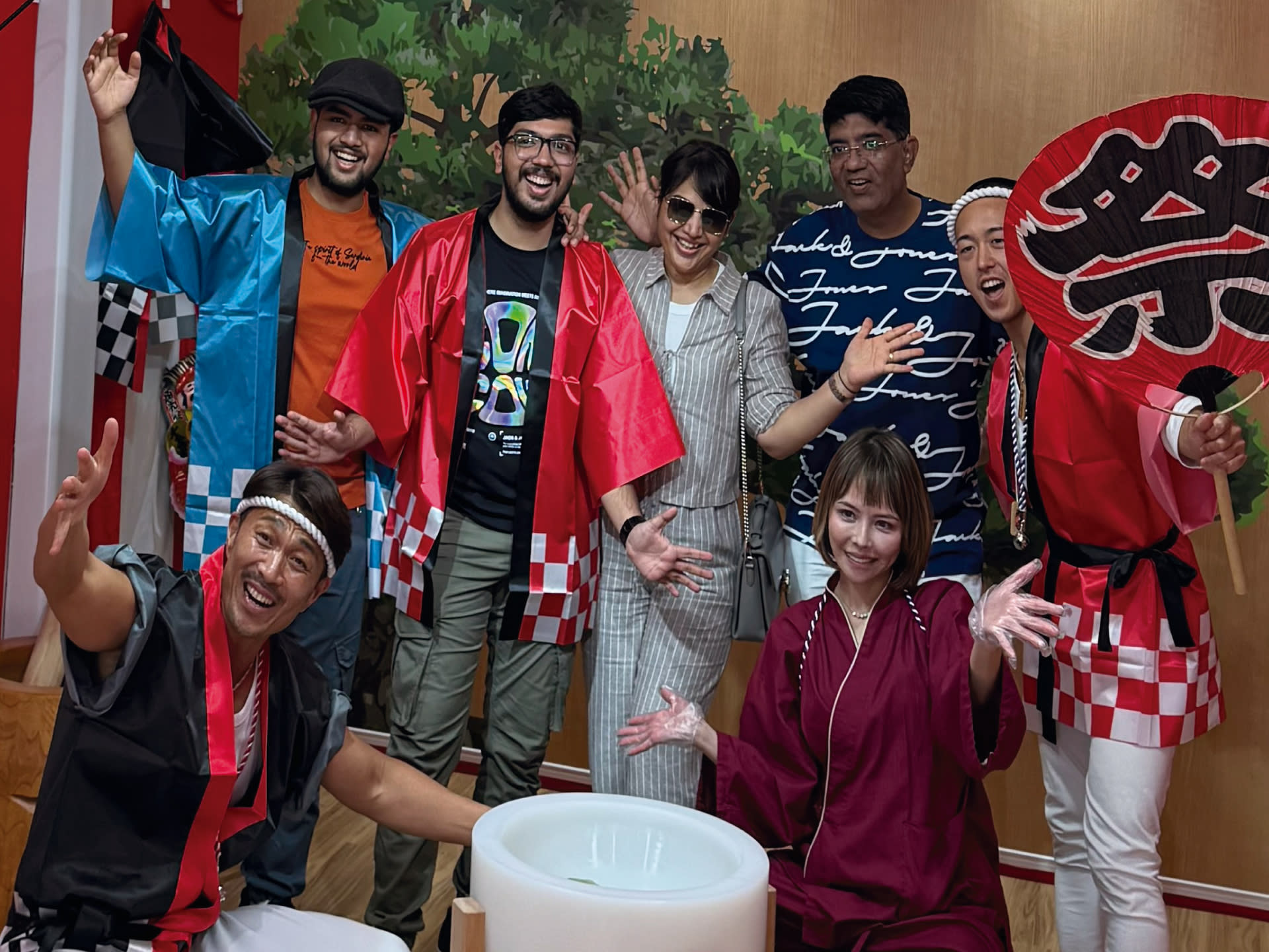 Live Mochi Pounding & Japanese Festival Culture Experience in Namba - Thumbnail 21
