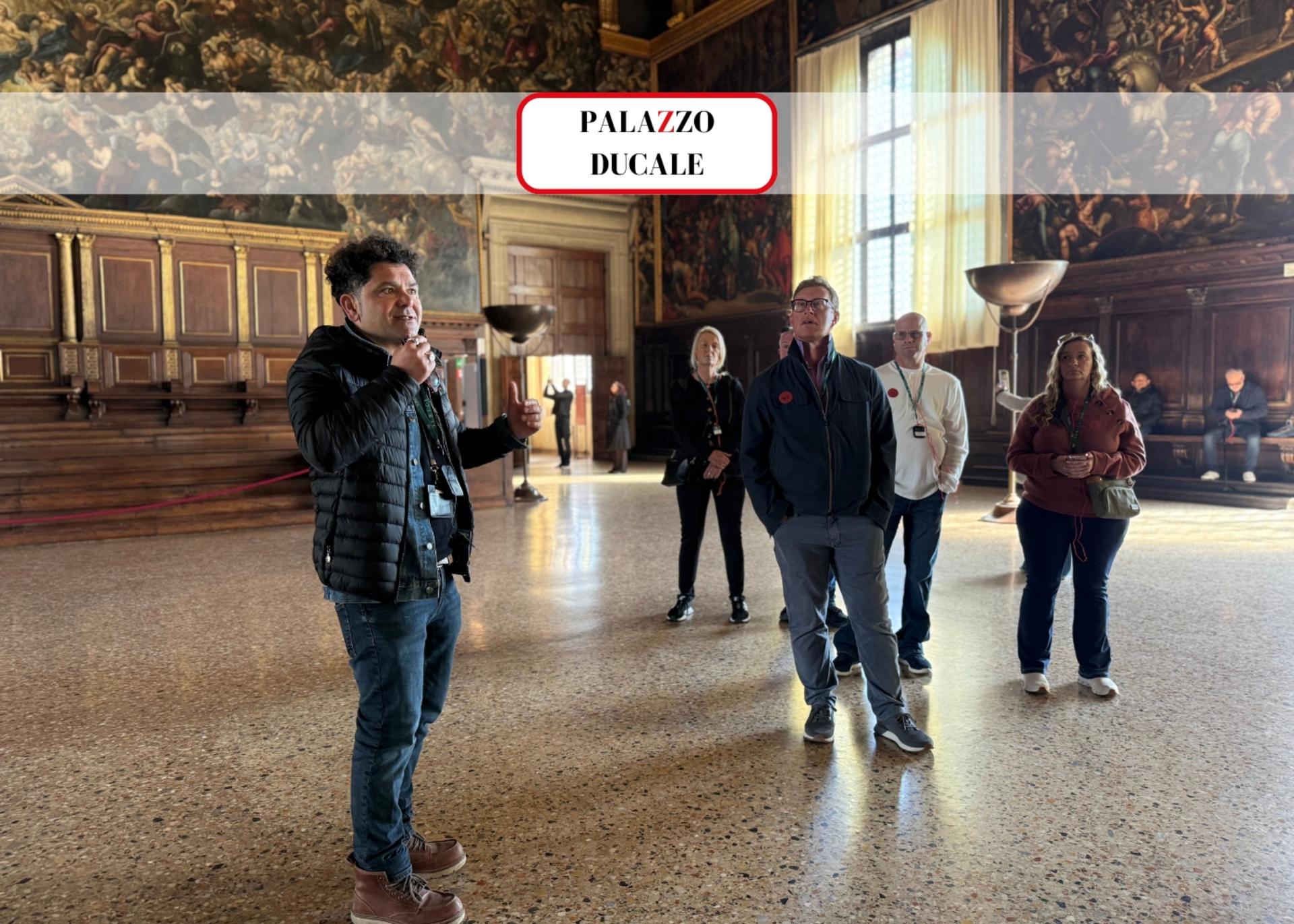 Doge's Palace, Bridge of Sighs & Prisons Guided Tour in Venice - Thumbnail 3