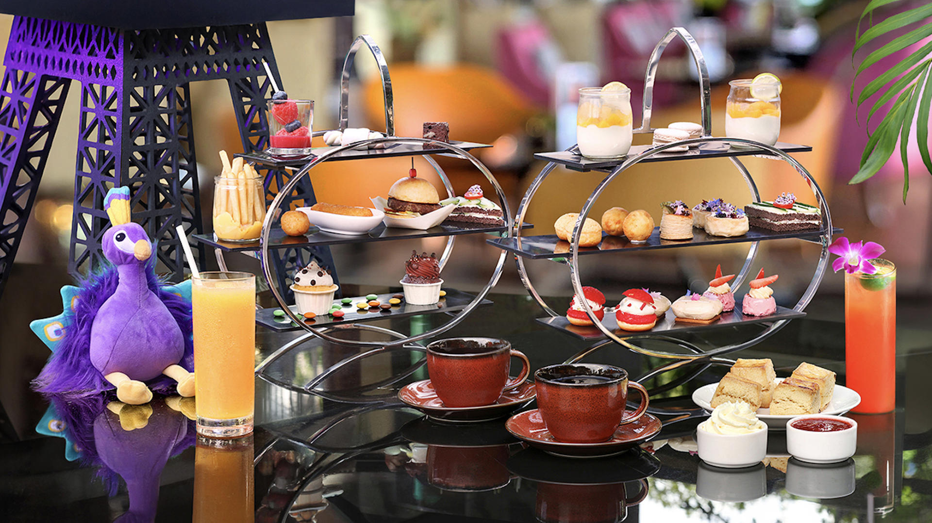 LeBar at Sofitel Singapore Sentosa Resort & Spa - Image 1
