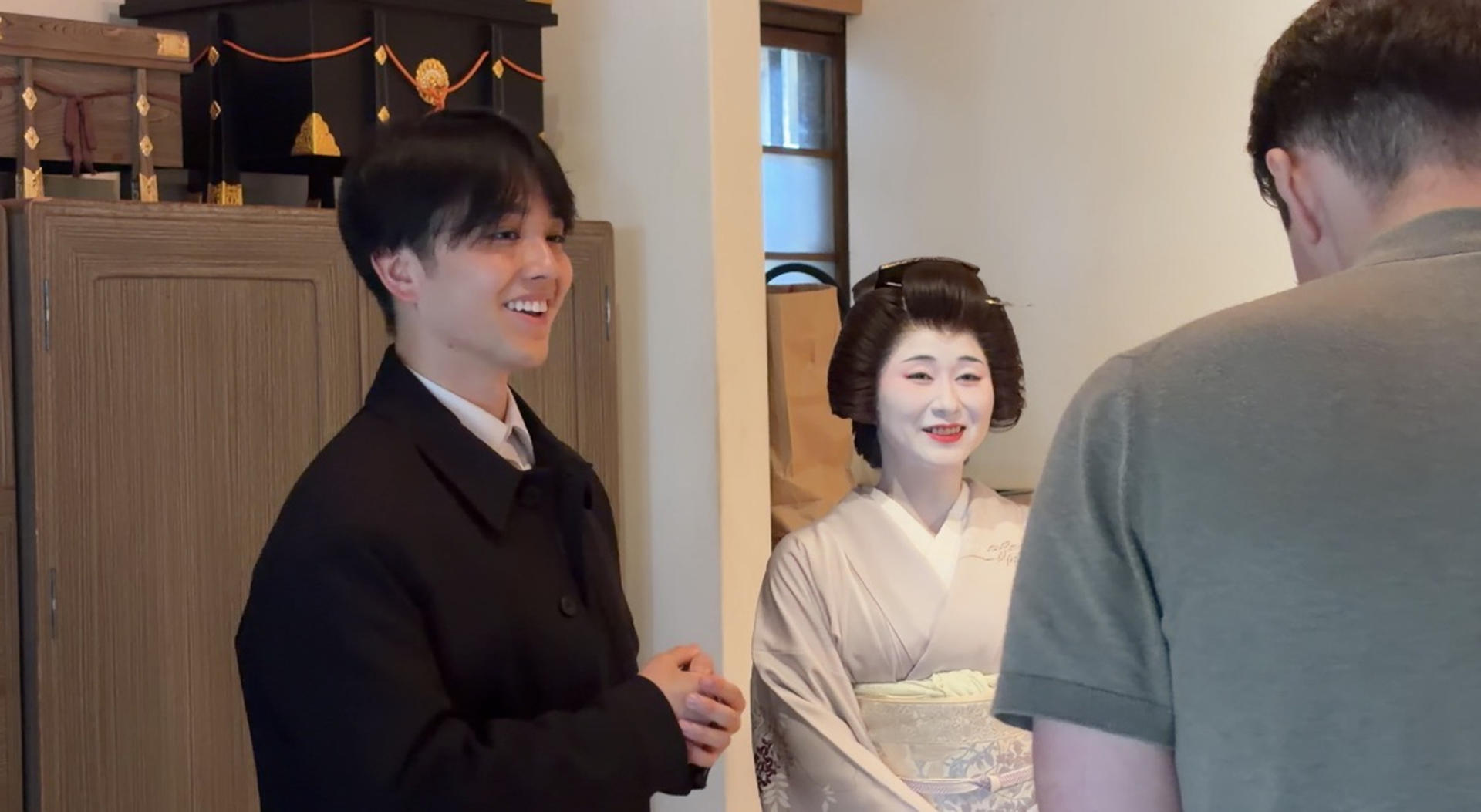 1 Hour Geisha Show in Asakusa Tokyo - Thumbnail 10