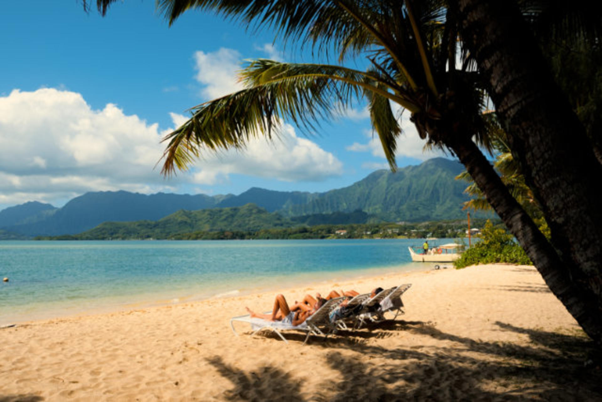 Kualoa Ranch Ocean Voyage and Fish Pond Experience - Thumbnail 8