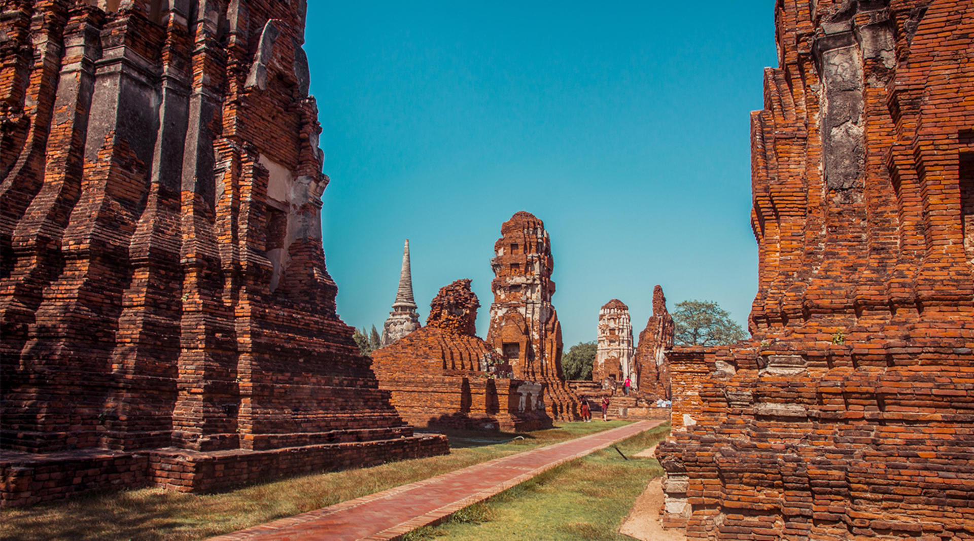 Private City Transfers between Bangkok and Pattaya, Ayutthaya, Hua Hin & More by TTD Global - Thumbnail 7