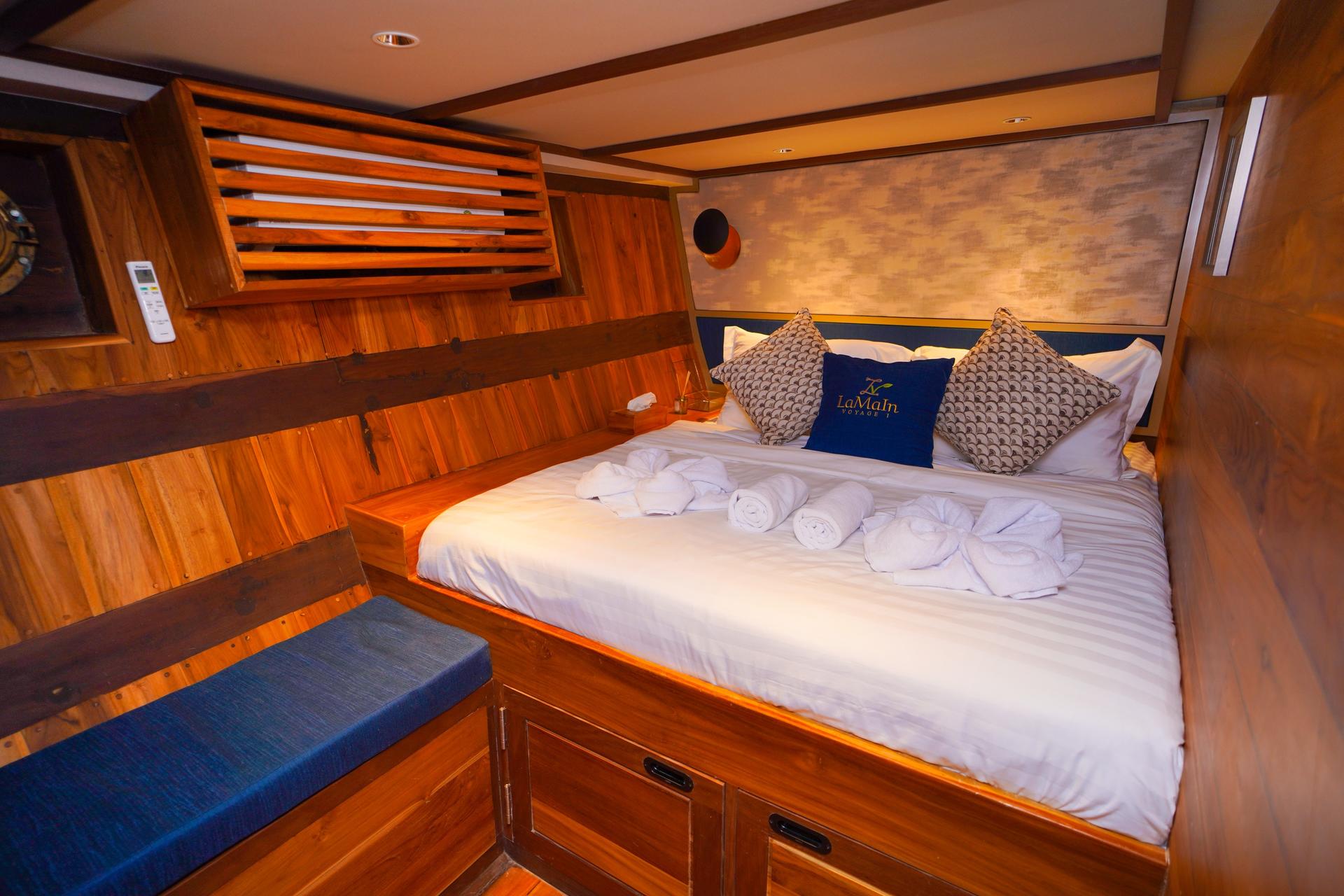 Labuan Bajo Multi-Day Phinisi Liveaboard Experience - Thumbnail 9