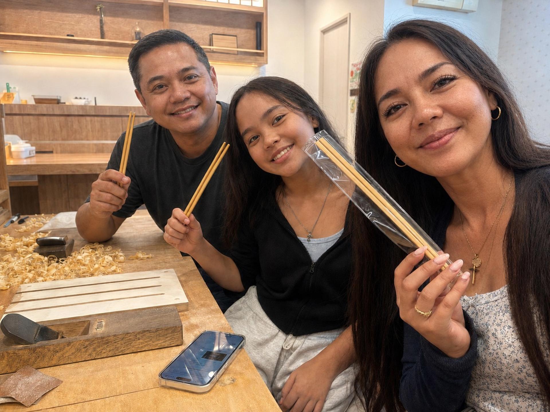 Shinjuku Chopstick Making Workshop (Tokyo) - Thumbnail 8