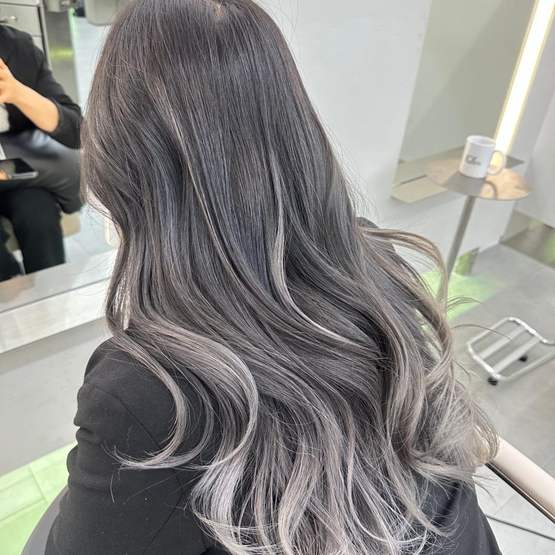 Seoul: K-Pop Idol Hair Color Care & Head Spa | VOG Hongdae Lounge - Thumbnail 14