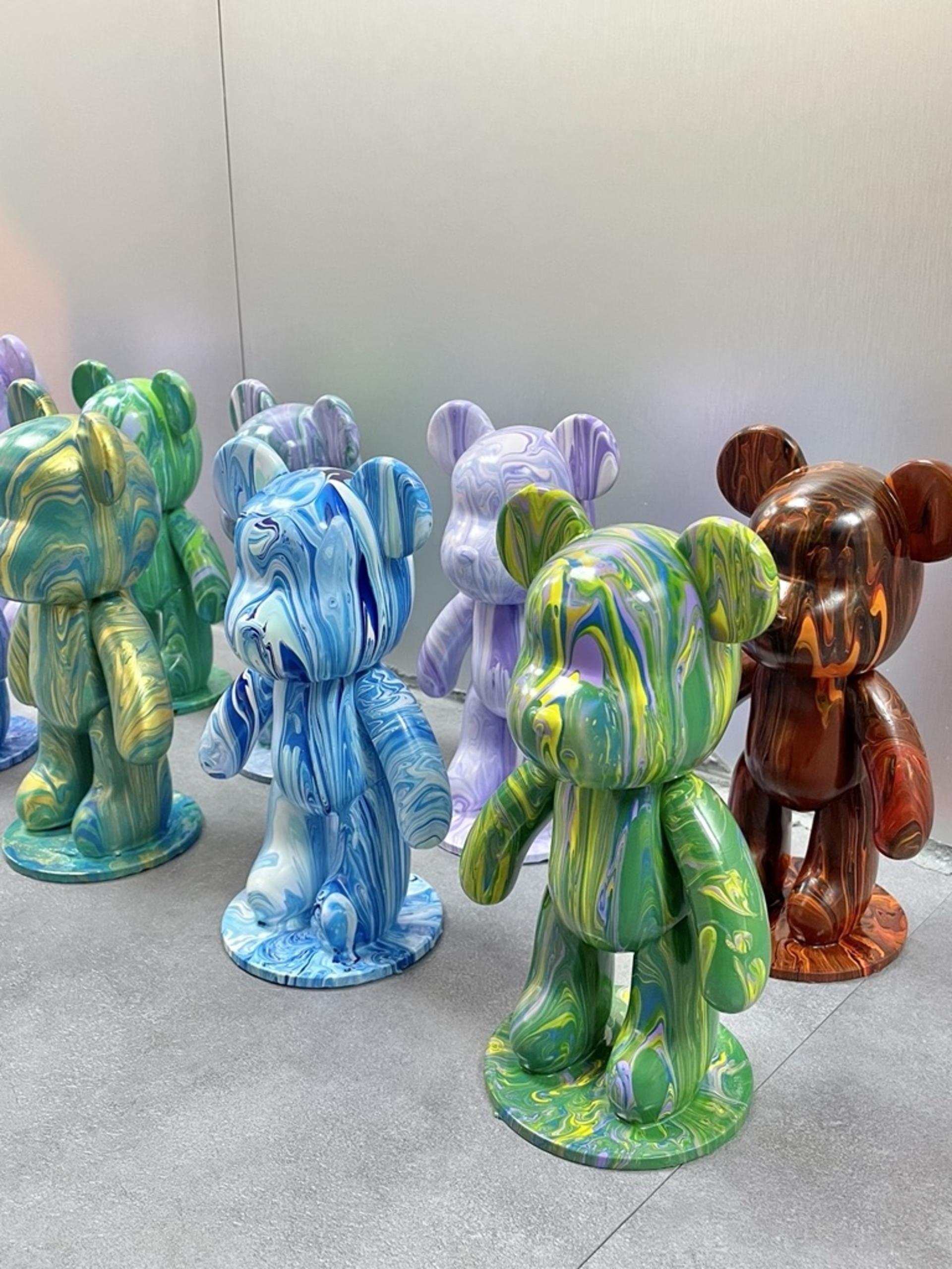 URBANPEACE - Fluid Bear | Fluid Rabbit Coin Bank Moon Lamp | Kwun Tong - Image 1