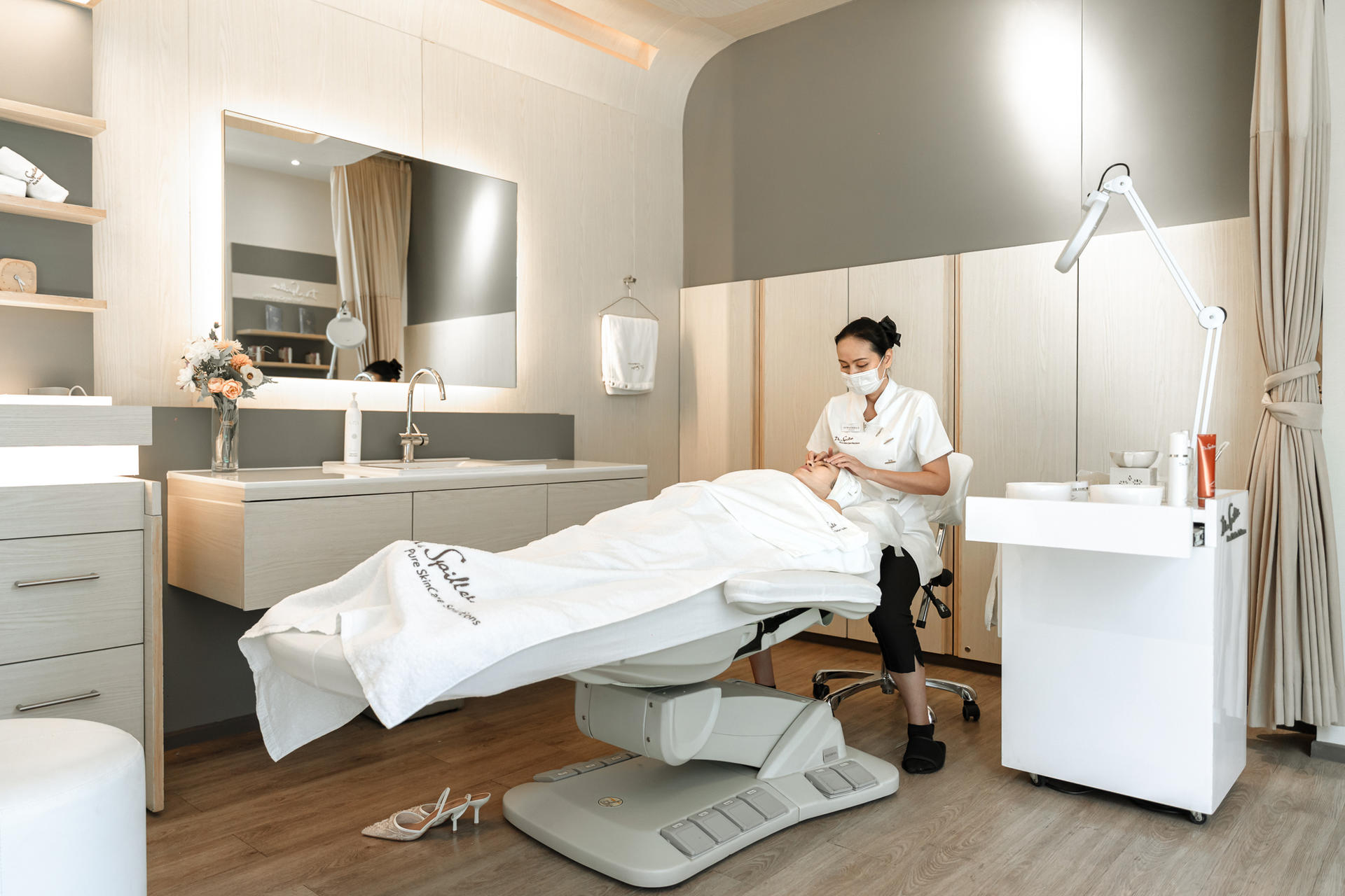 Dr. Spiller Pure Skin Care Solutions at Ginza Thonglor in Bangkok - Thumbnail 8