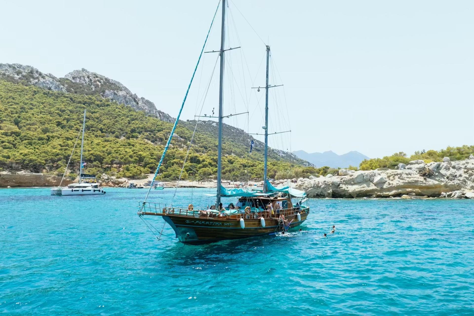 Sailboat cruise experience in Agistri, Moni & Aegina - Thumbnail 6