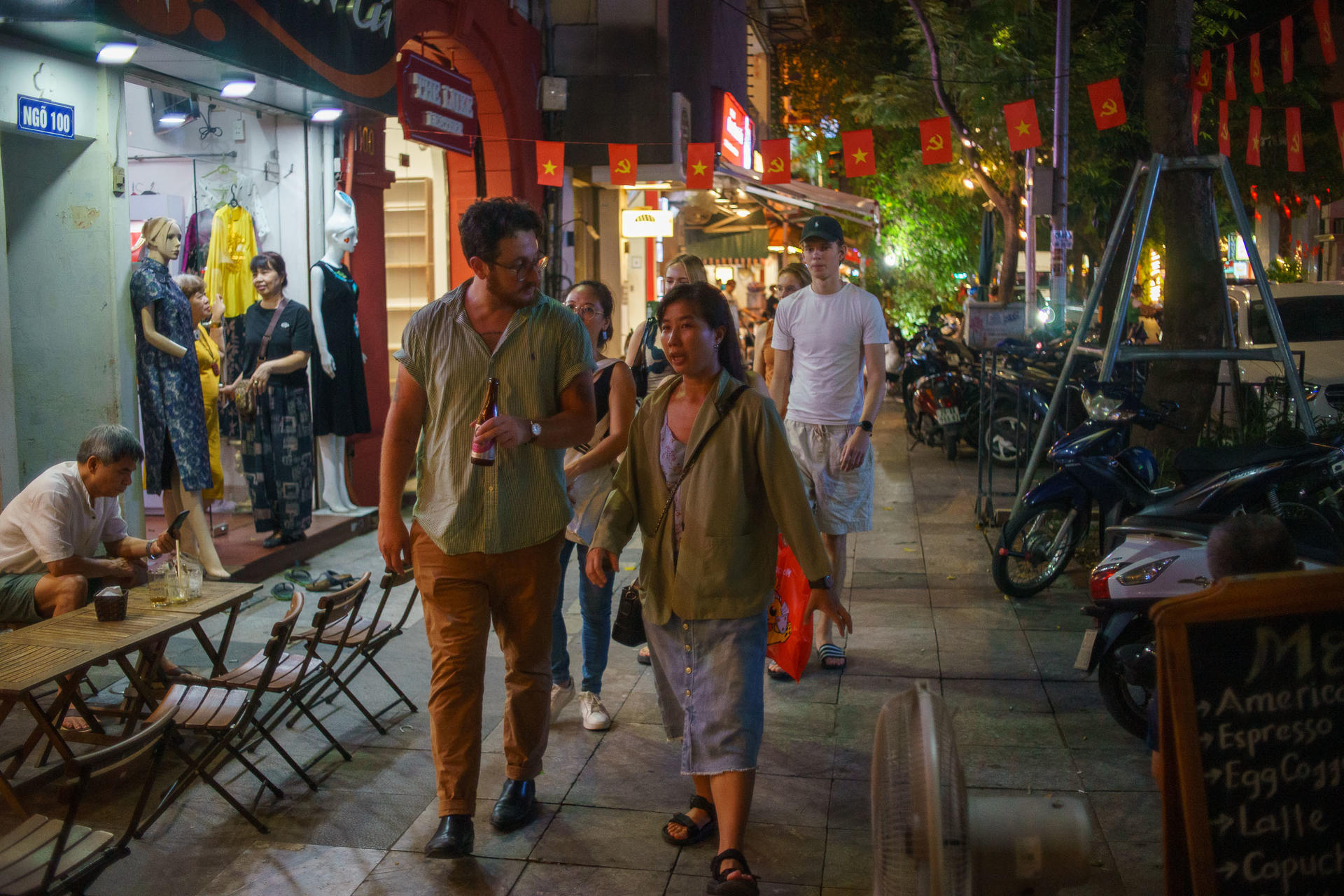 Secret Cocktail Experience in Hanoi - Thumbnail 30
